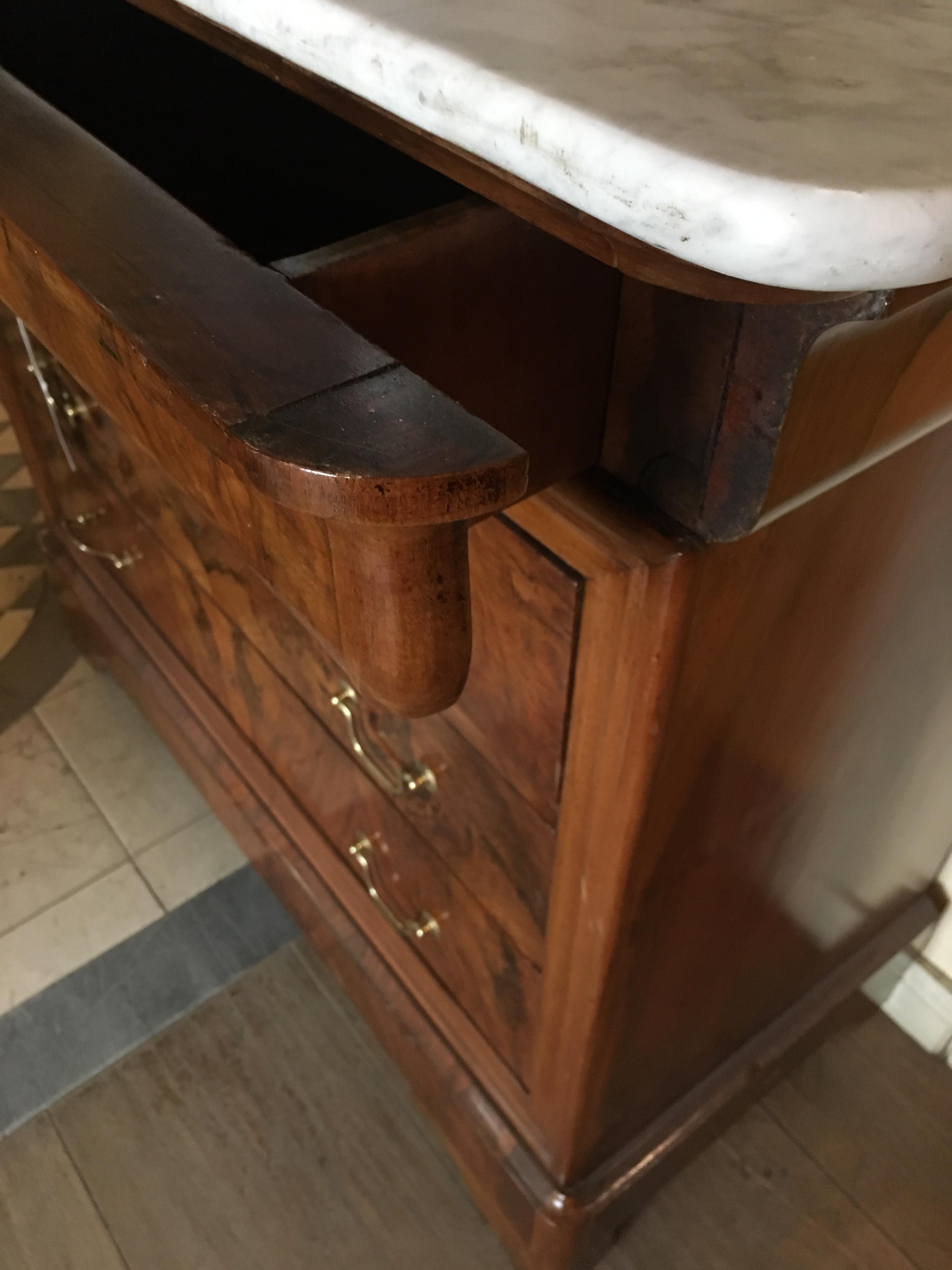 19th Century, Italian Walnut Chest of Drawer with Carrara Marble Top, 1890s For Sale 8