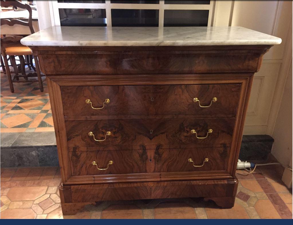 Victorian 19th Century, Italian Walnut Chest of Drawer with Carrara Marble Top, 1890s For Sale