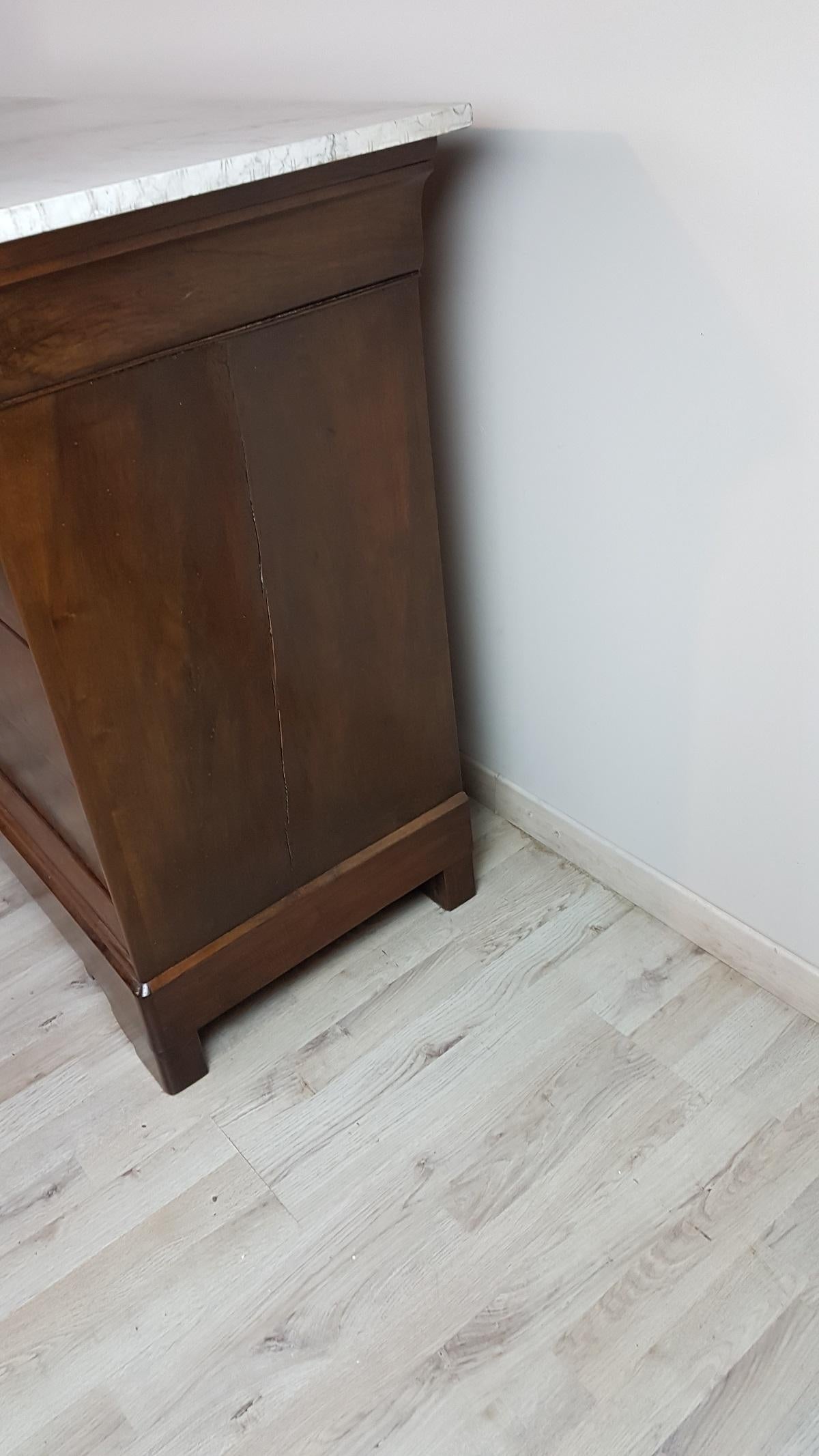 19th Century Italian Walnut Commode Chest of Drawers with Marble Top 2