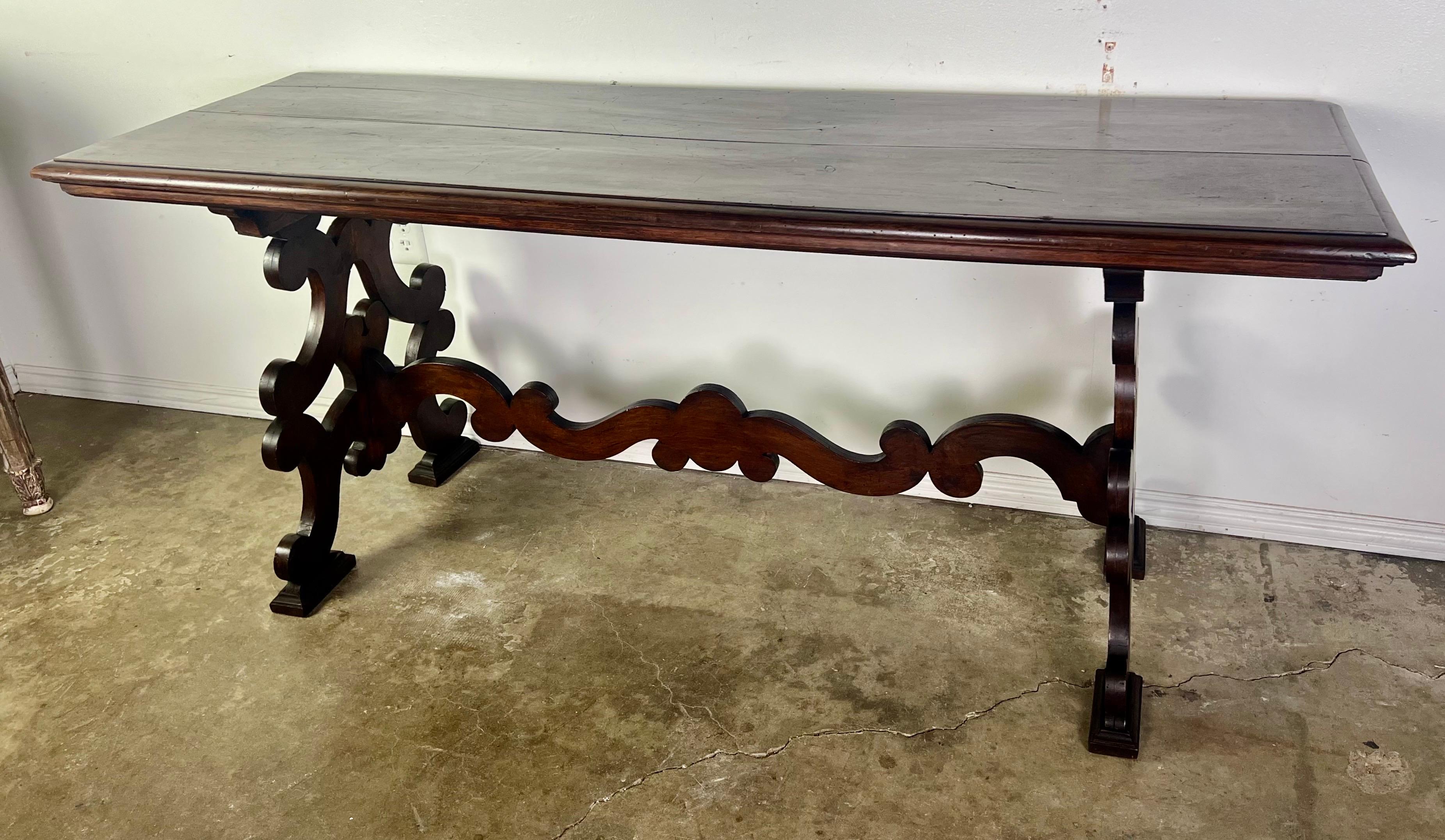 19th Century Italian Walnut Console w/ Stretcher In Distressed Condition For Sale In Los Angeles, CA