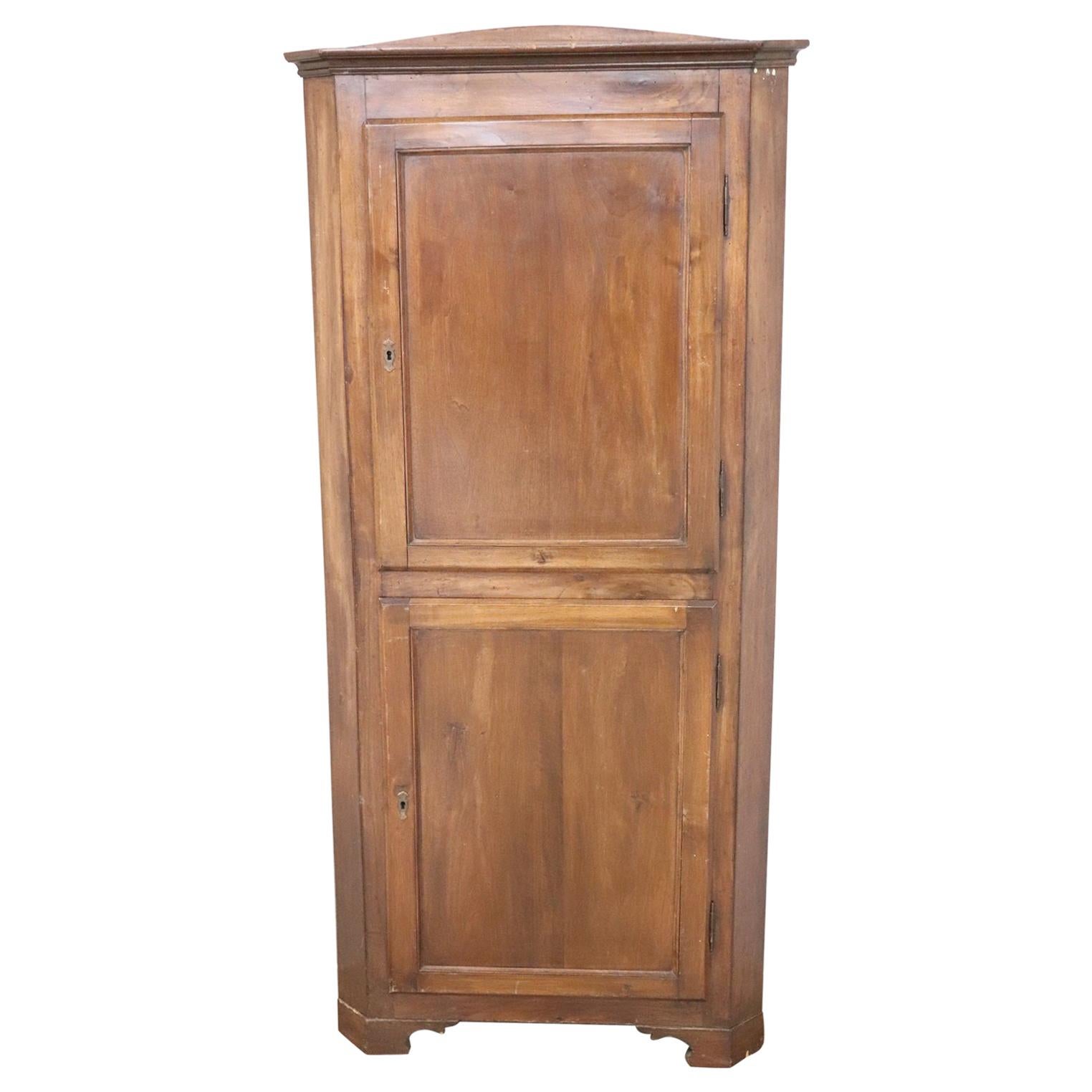 19th Century Italian Walnut Corner Cupboard or Corner Cabinet