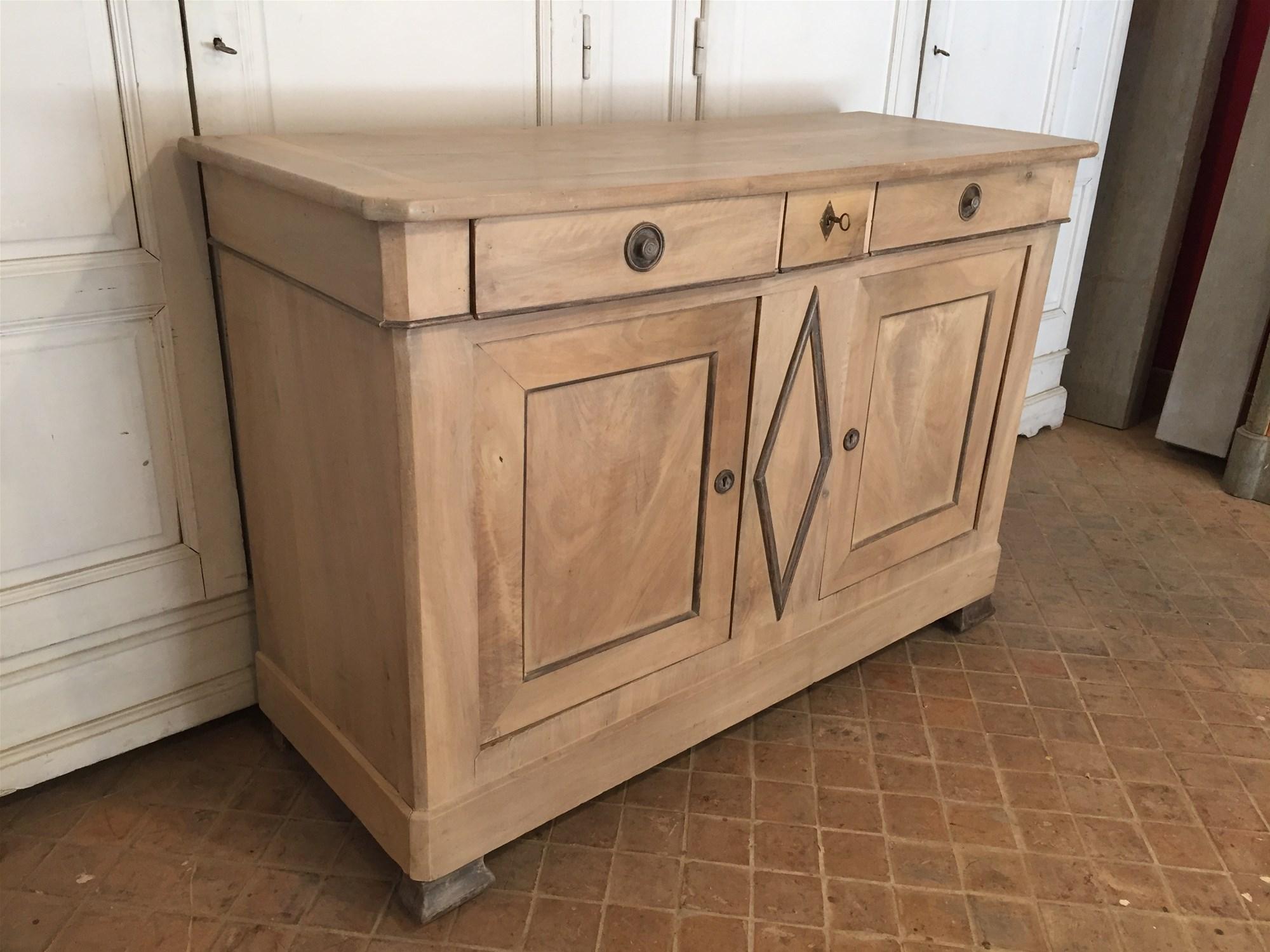 19th Century Italian Walnut Credenza, 1890s In Good Condition For Sale In Florence, IT