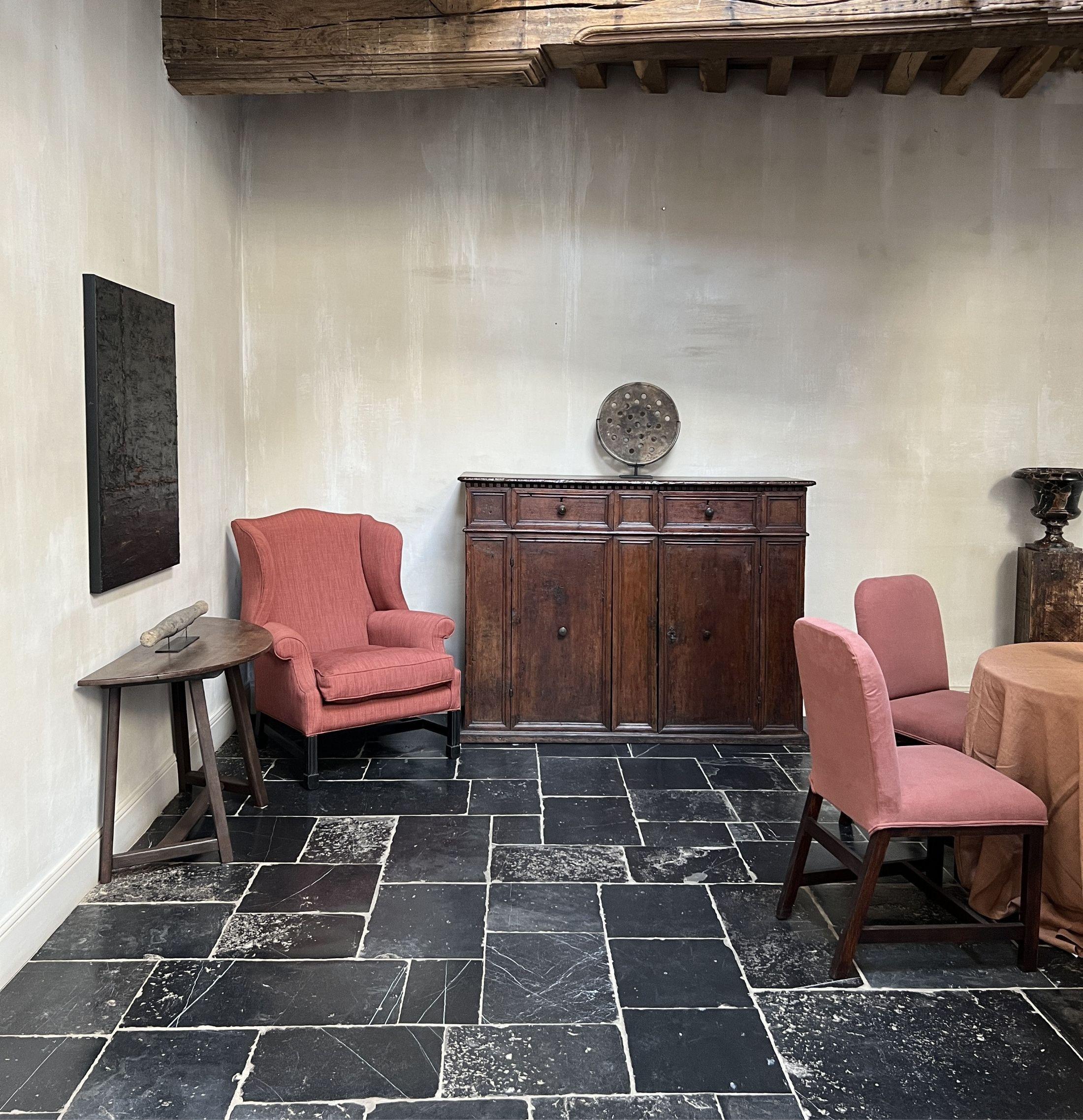 Italiano Tavolo consolle Demi Lune in legno di noce del XIX secolo in vendita