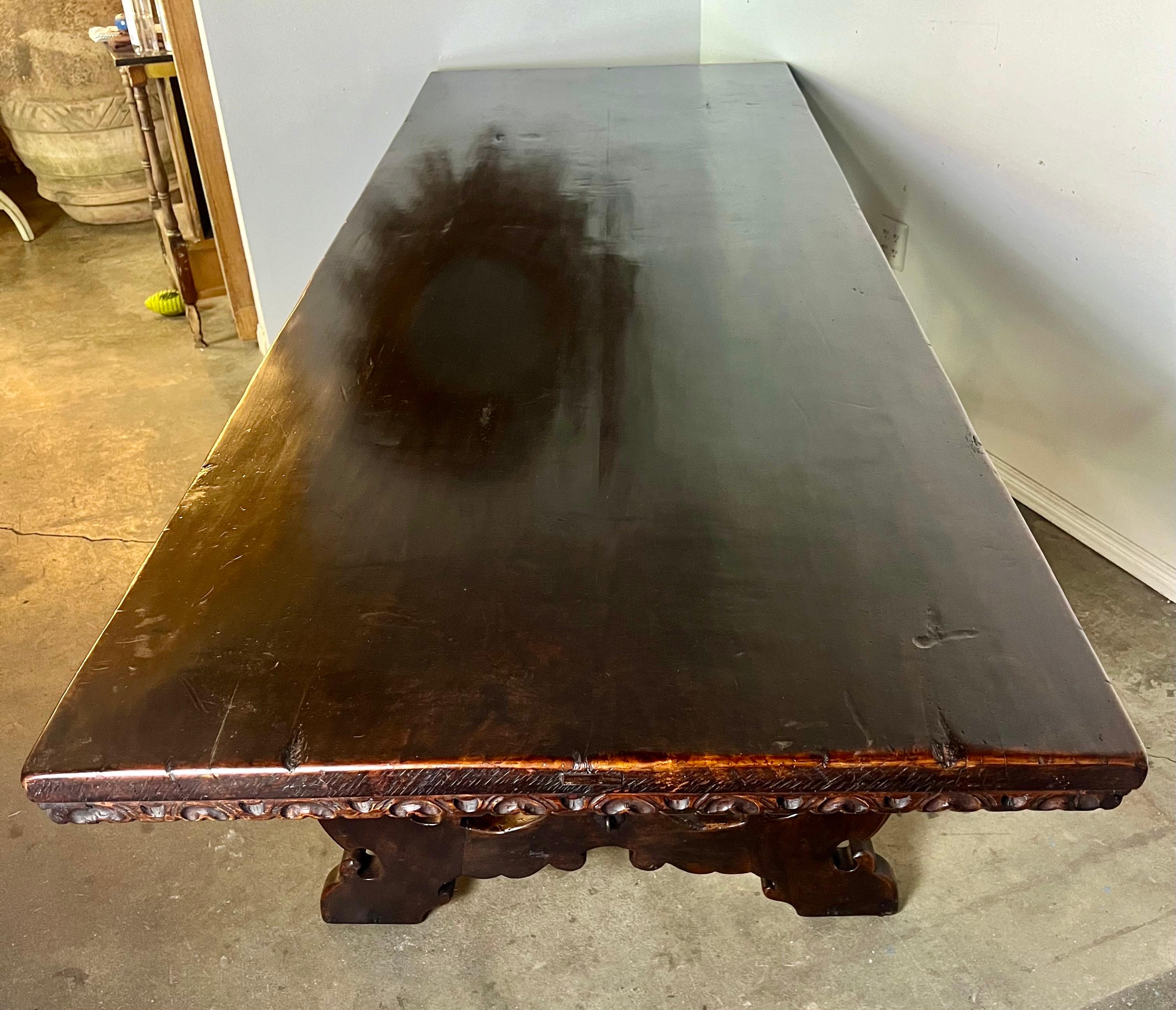 19th Century Italian Walnut Dining Table w/ Iron Stretcher For Sale 4