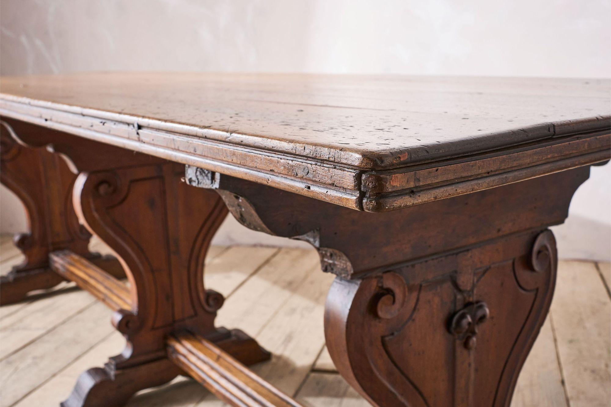 19th Century Italian walnut Drapers table 2