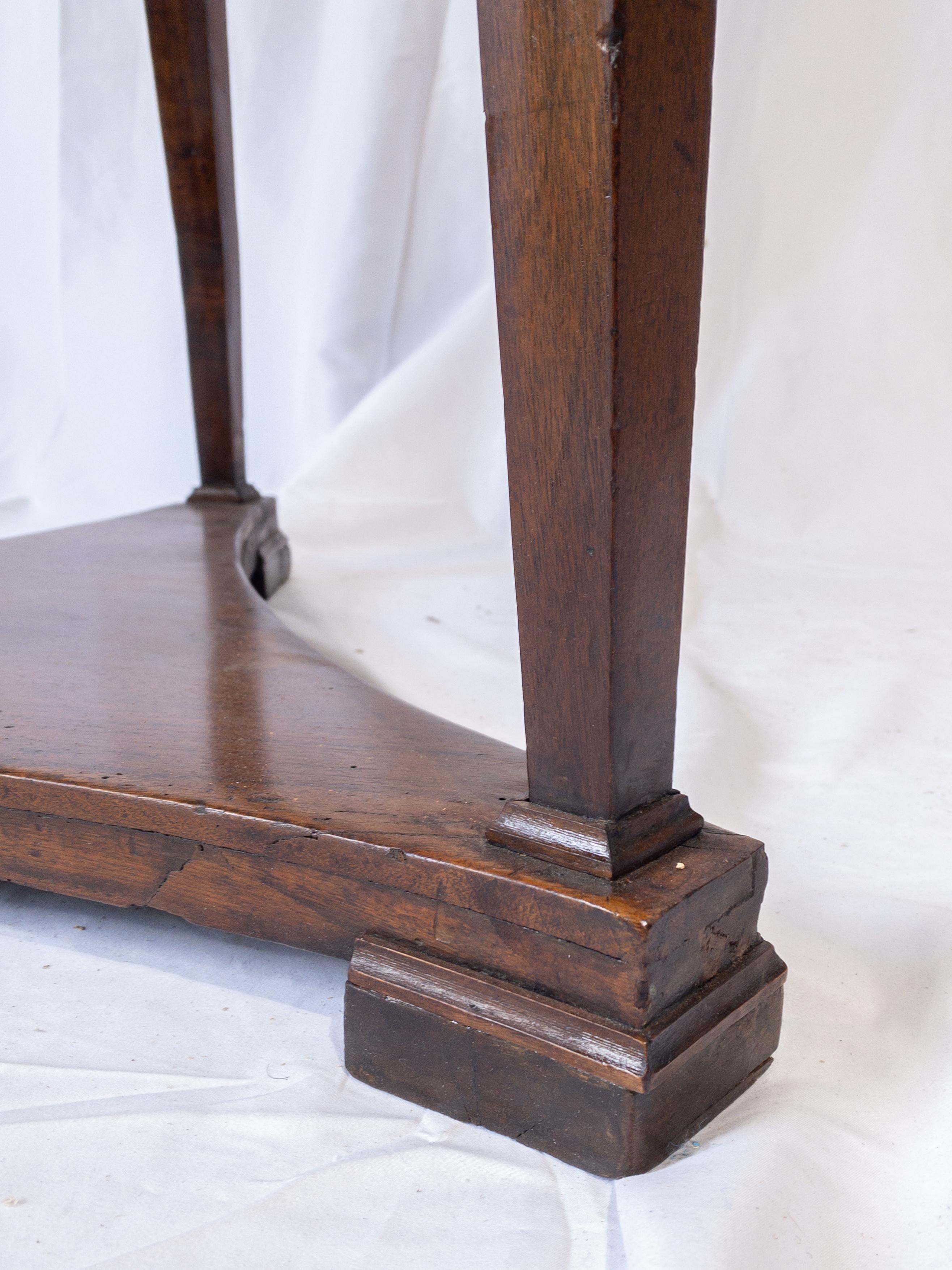 19th Century Italian Walnut Gueridon Table with Trifold Base & Lock Drawer For Sale 9