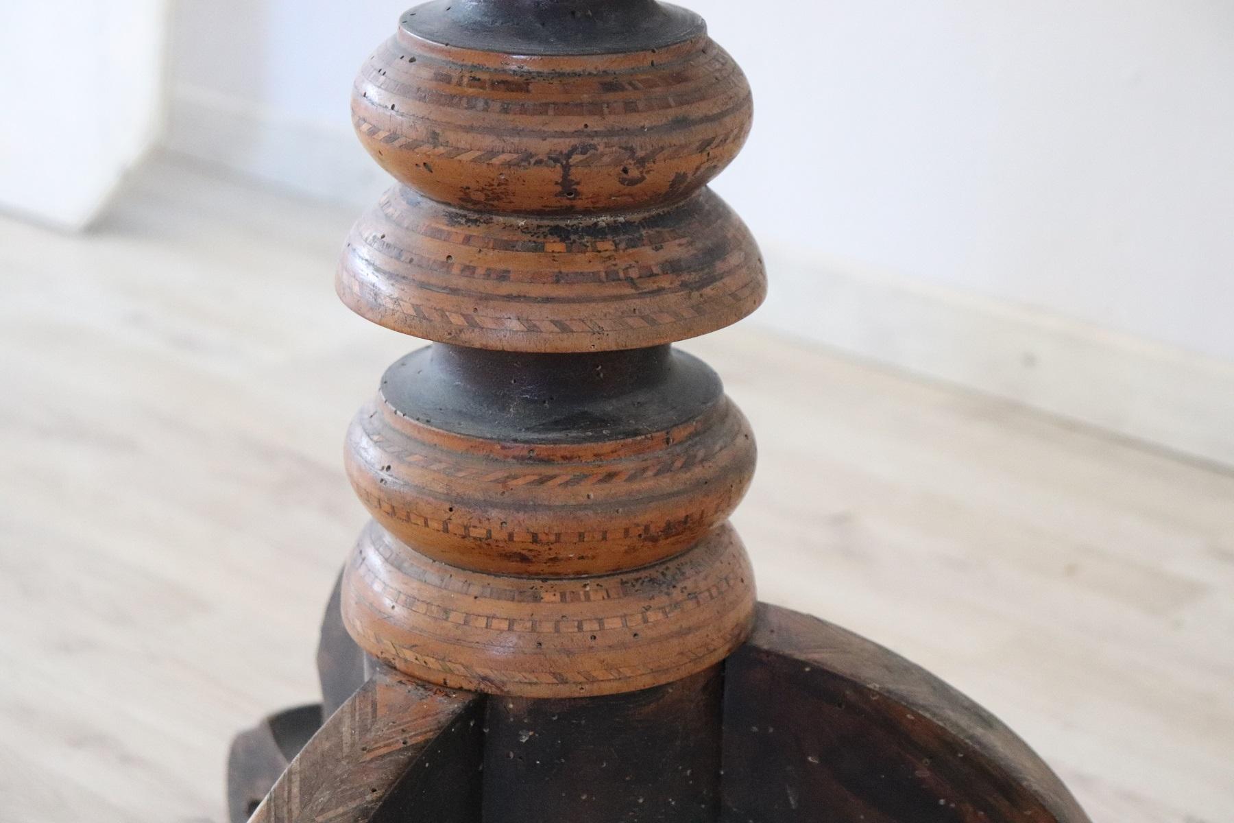 19th Century Italian Walnut Inlay Round Center Table or Pedestal Table 4