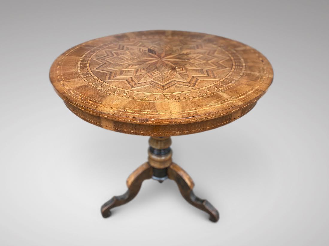 Hand-Carved Very fine 19th Century Italian Walnut Marquetry Tripod Occasional Table For Sale