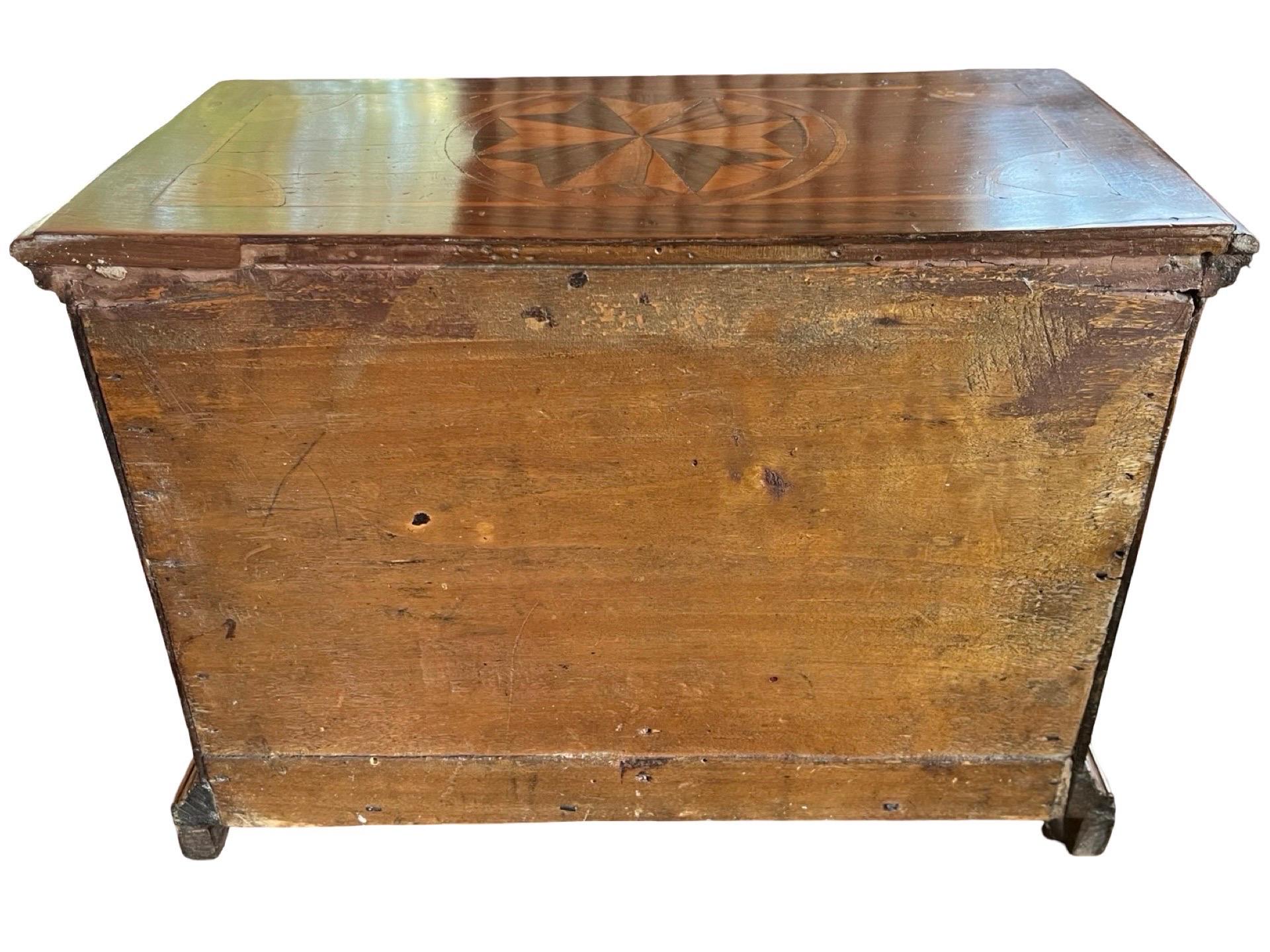 Hand-Crafted 19th Century Italian Walnut Miniature Chest Of Drawers For Sale