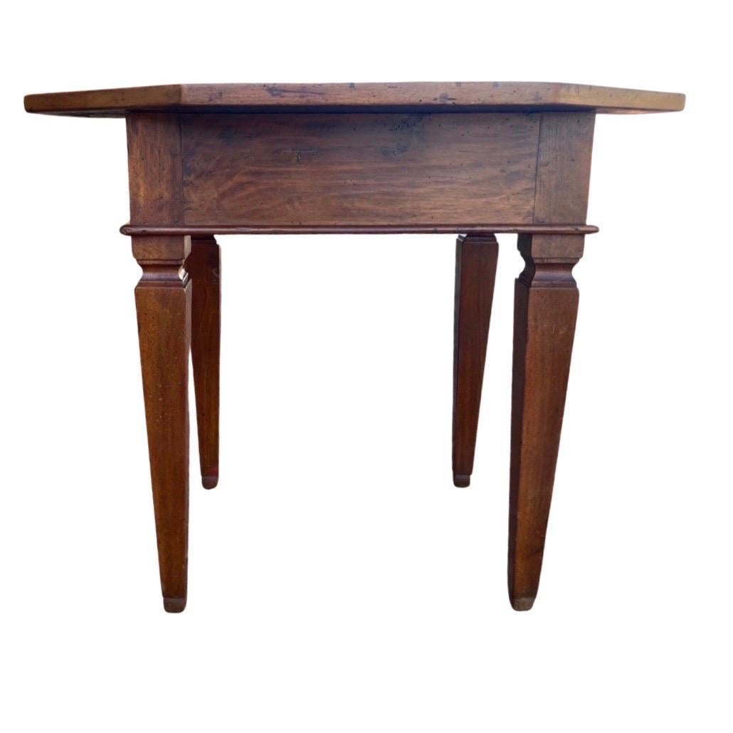 19th Century Italian Walnut Octagonal Side Table / Center Table In Good Condition In Carmine, TX