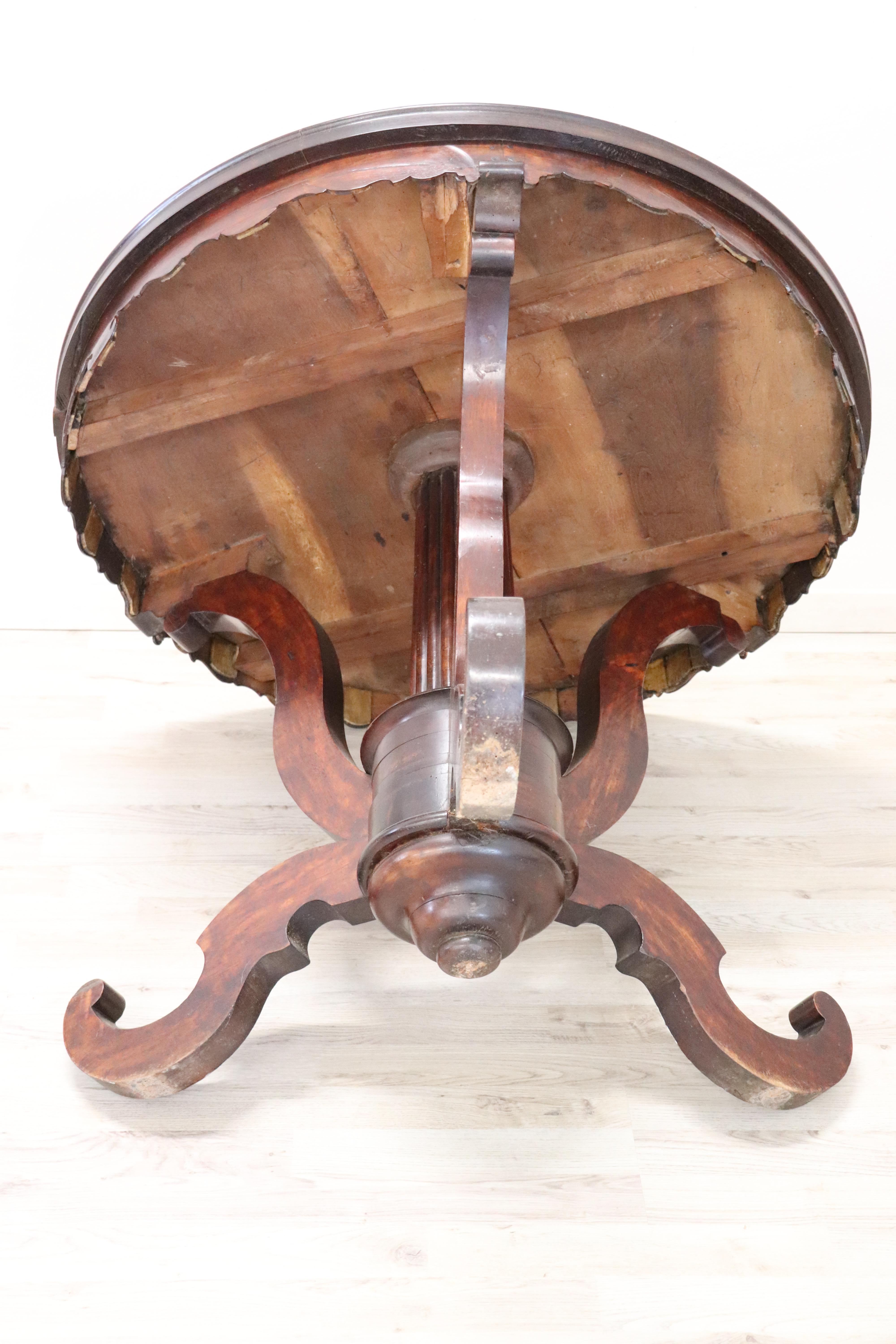 19th Century Italian Walnut Round Center Table 7