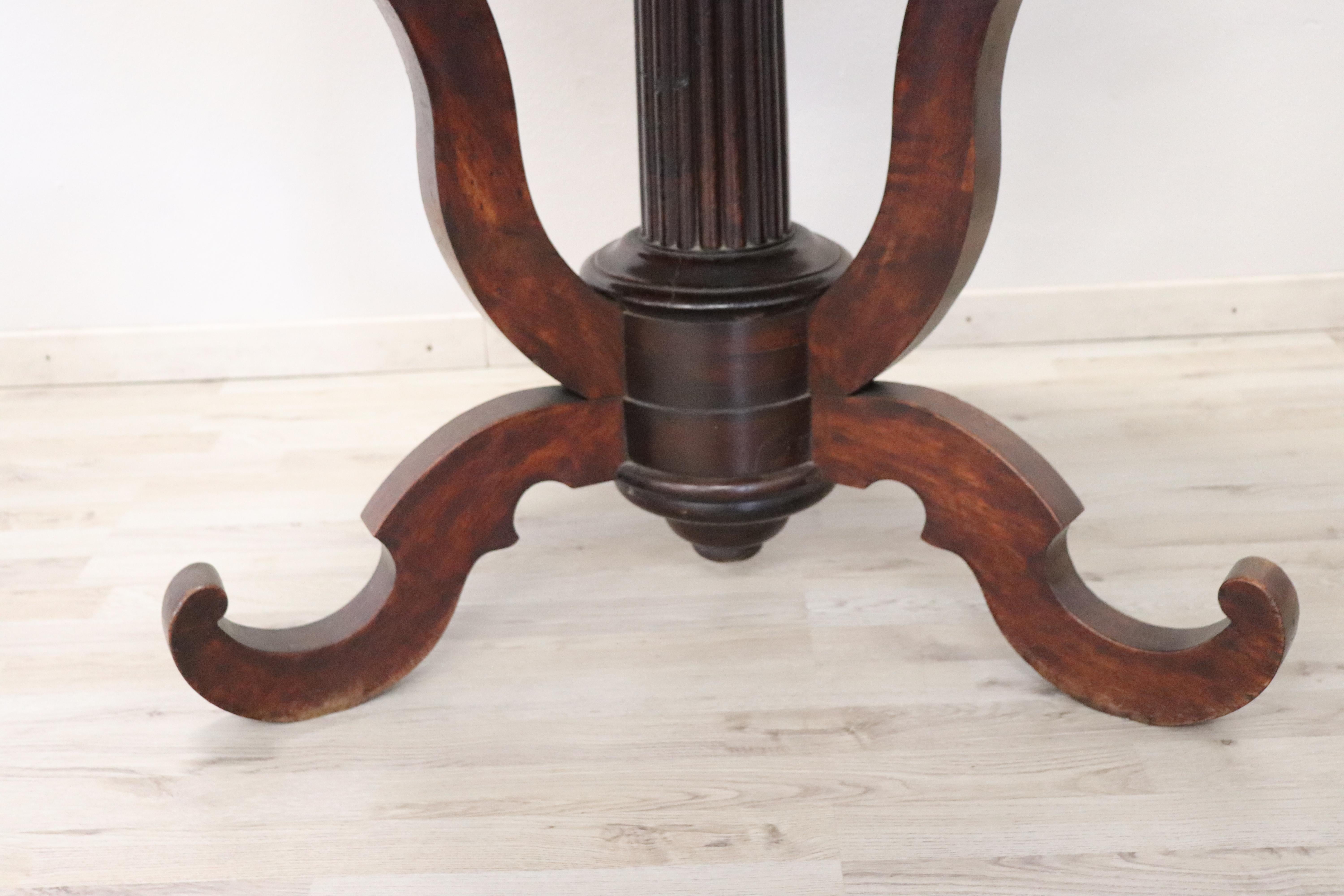 19th Century Italian Walnut Round Center Table 3