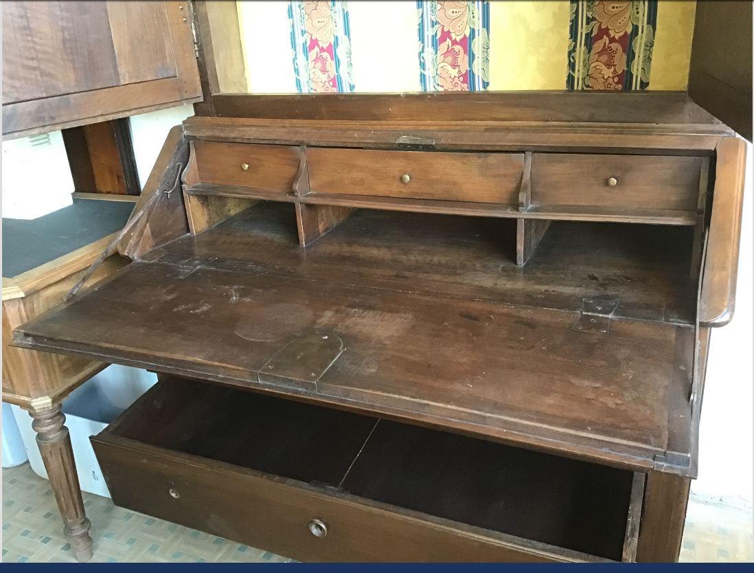 19th Century Italian Walnut Secretary Bookcase with Drawers, 1890s 3