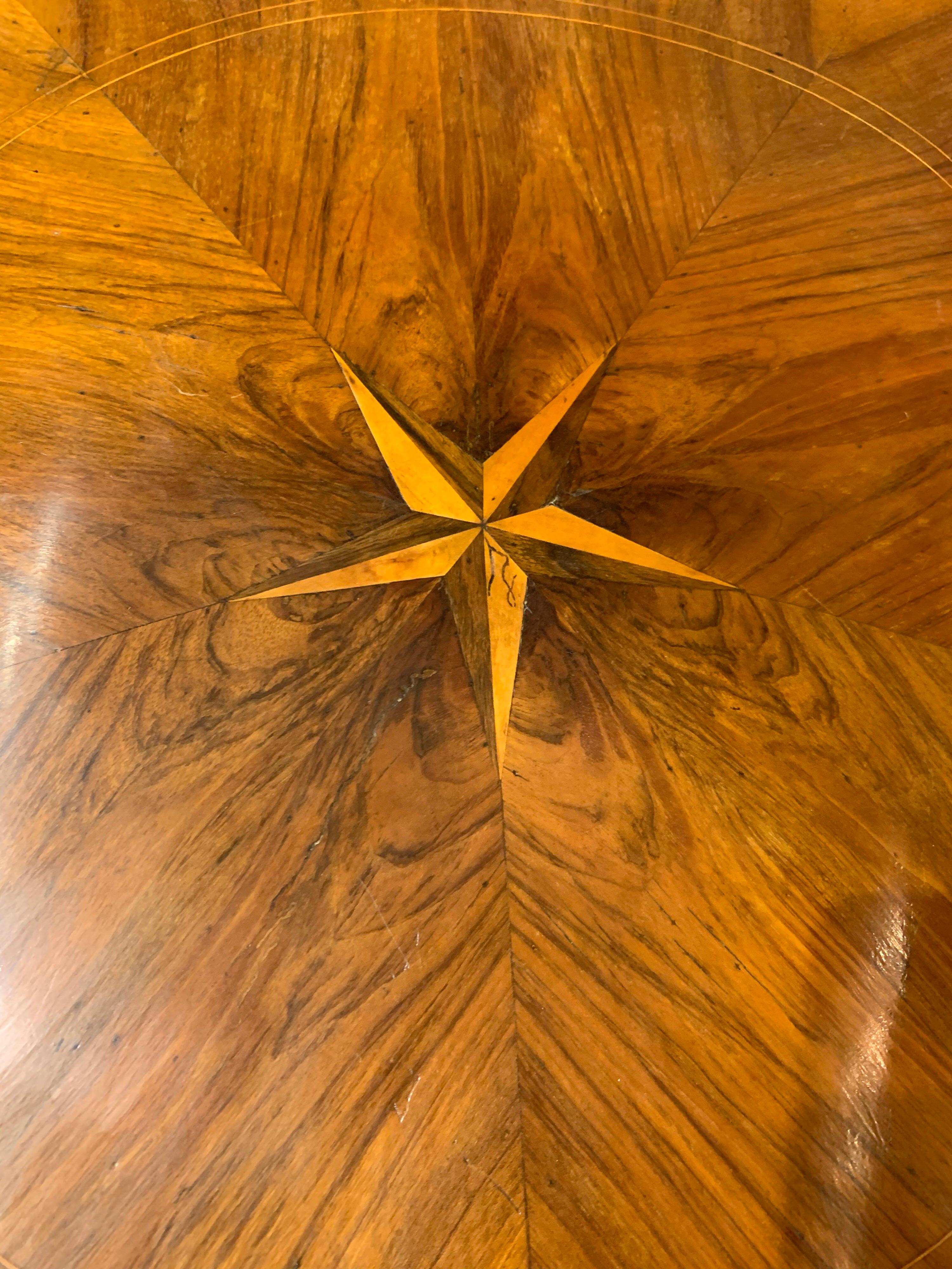 19th Century Italian Walnut Side Table with Star Inlay In Good Condition In Dallas, TX