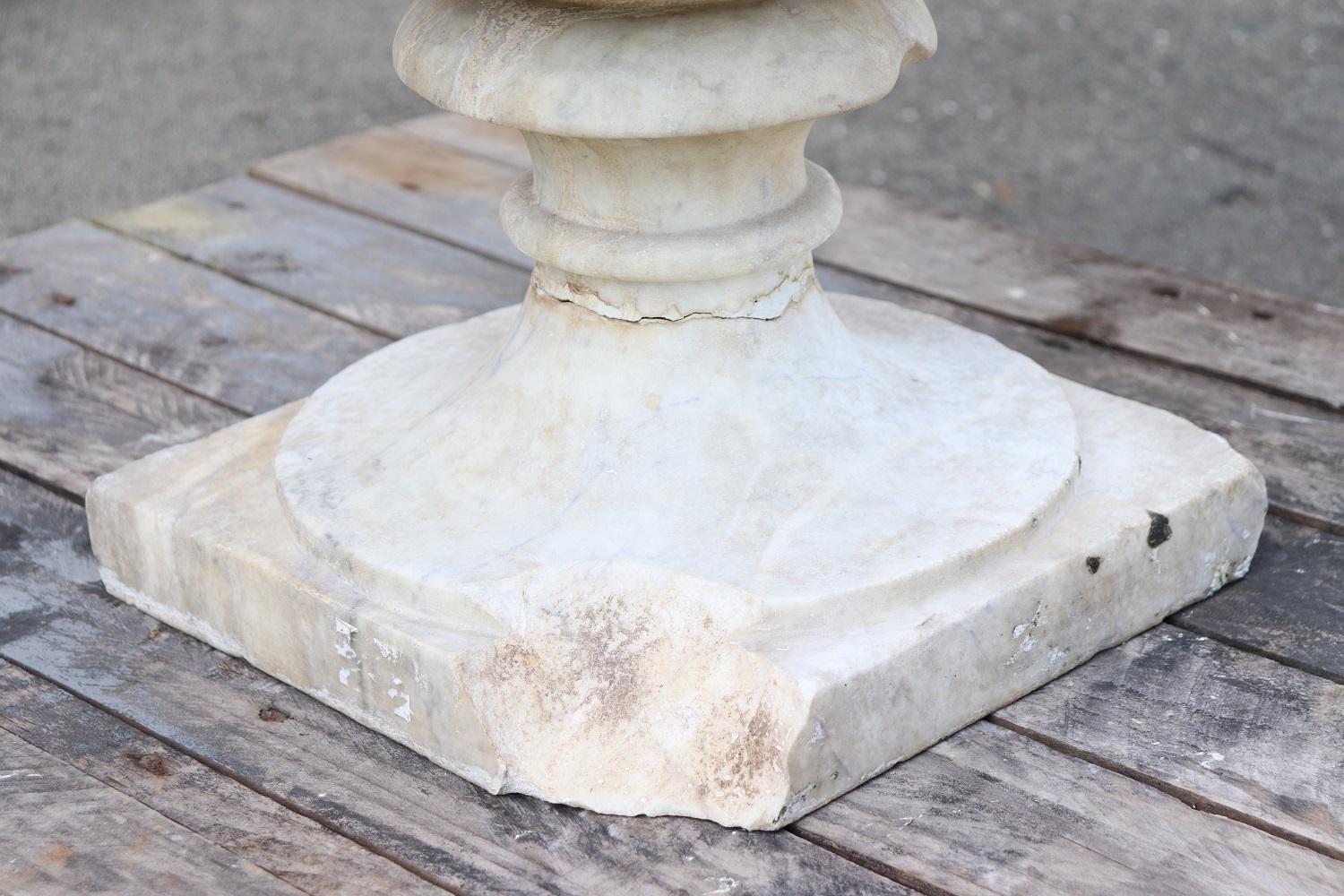 19th Century Italian White Carrara Marble Antique Outdoor and Garden Medici Vase 2