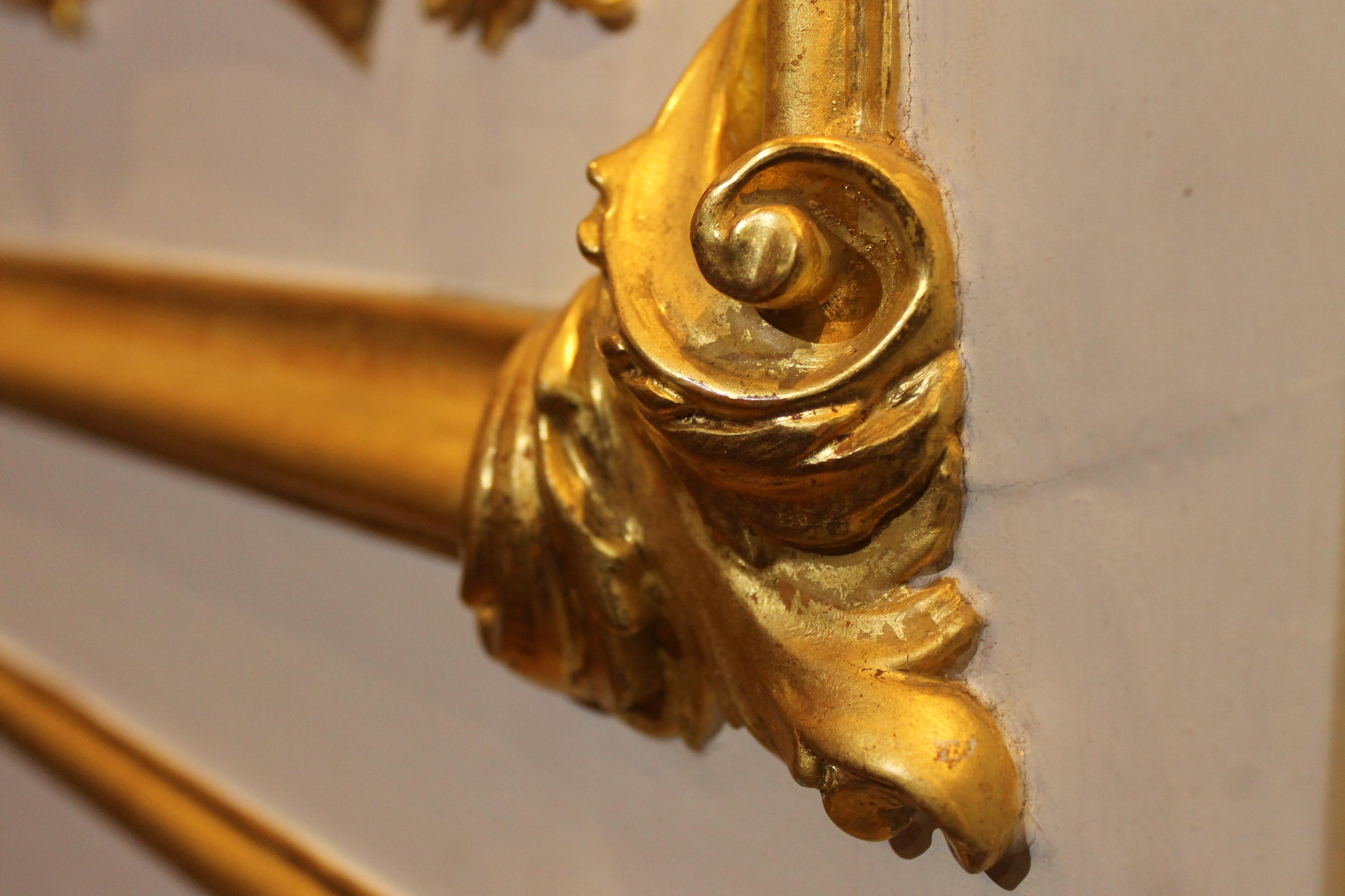 Italienische Rokokotür aus weißem Lack und Giltwood mit Griffen aus vergoldeter Bronze 4