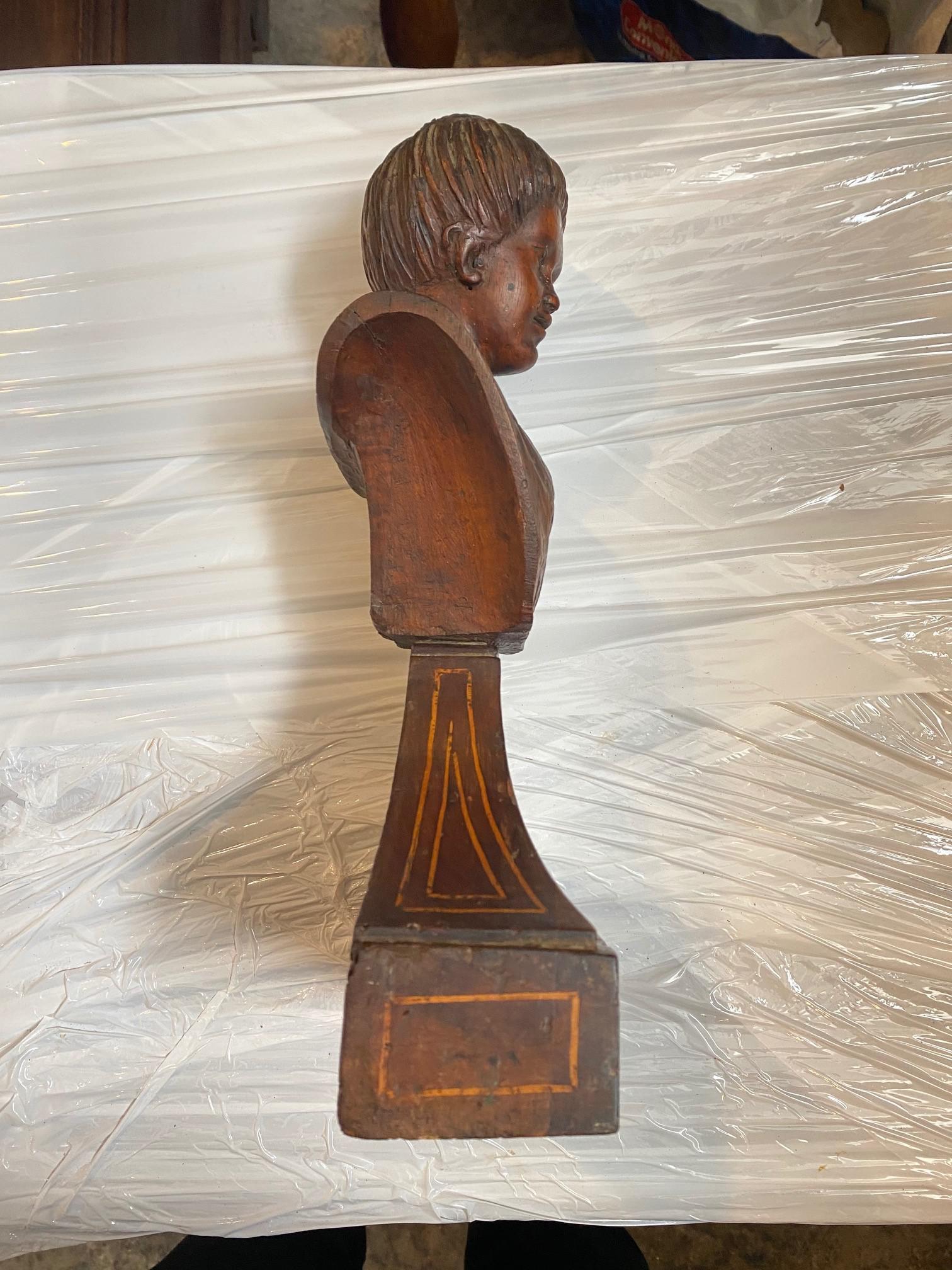 19th Century Italian Wooden Sculpture of Woman's Bust on a Base For Sale 2