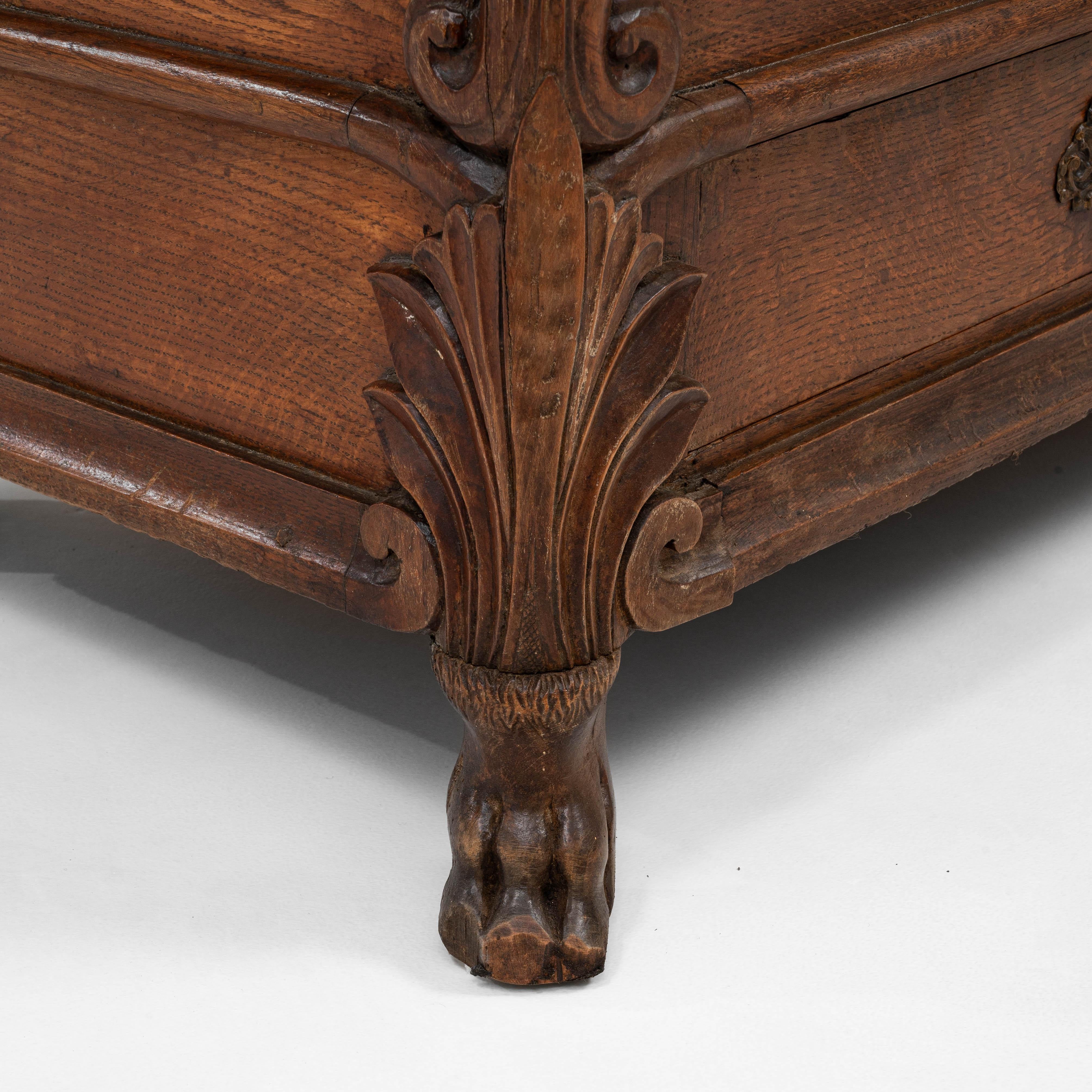 Baule in legno italiano del XIX secolo in patina originale in vendita 7