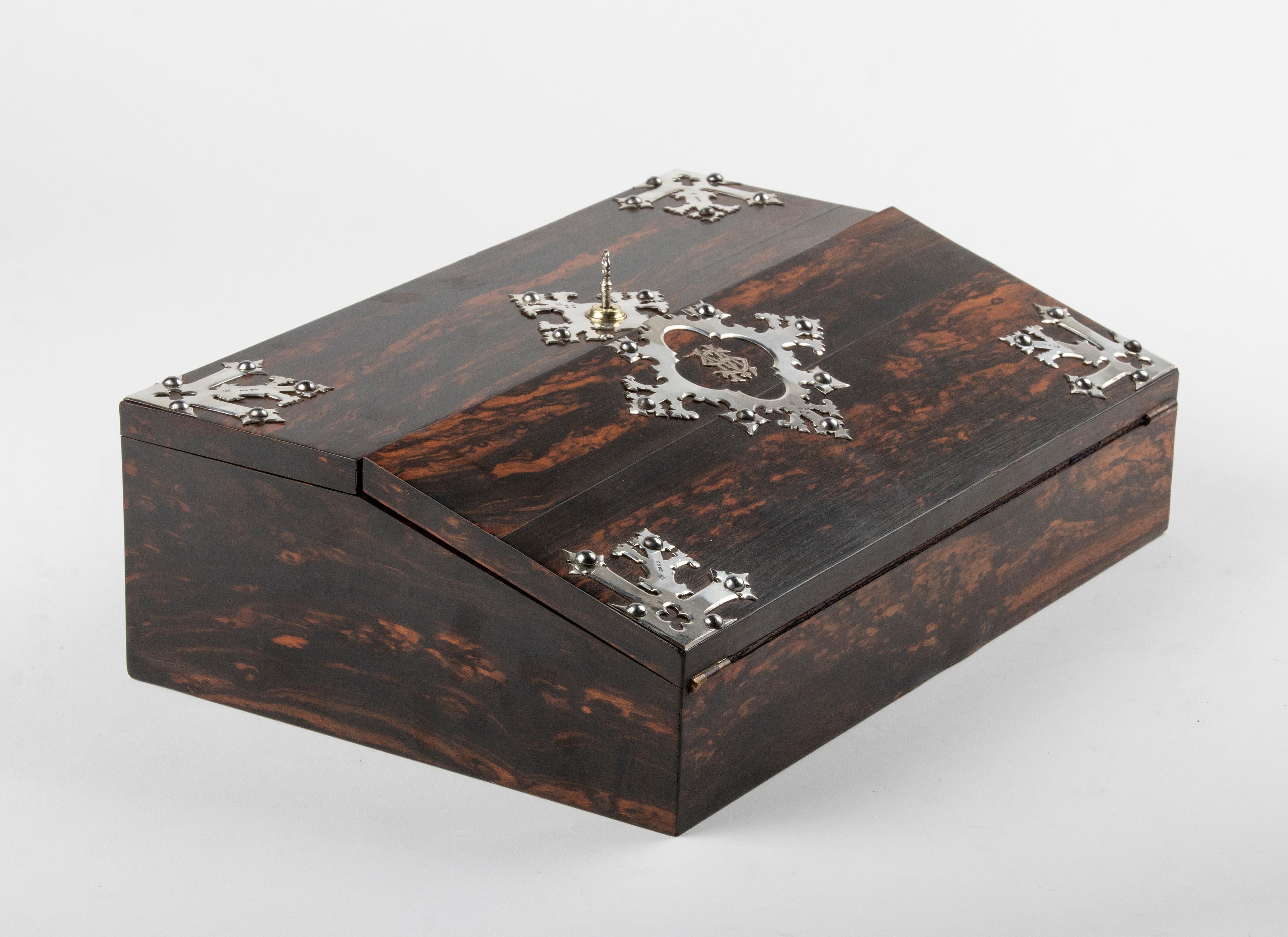 19th Century Italian Writing Box with Macassar Veneer and Silver Mounts For Sale 7