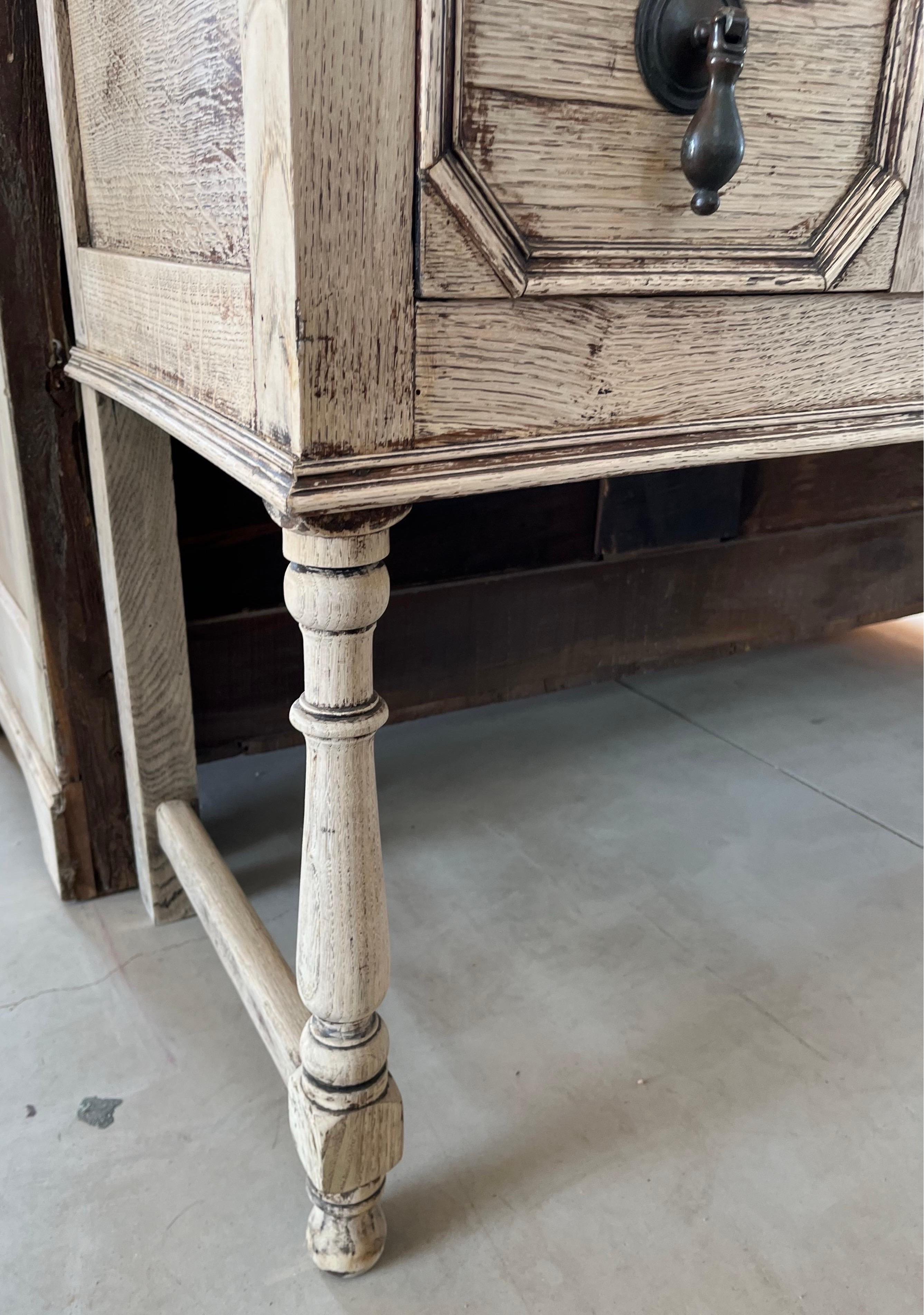 19th Century Jacobean Bleached Oak Sideboard / Buffet 5