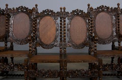 Chaises de salle à manger en noyer et cannage du 19e siècle, style Renaissance Jacobean - Lot de 8