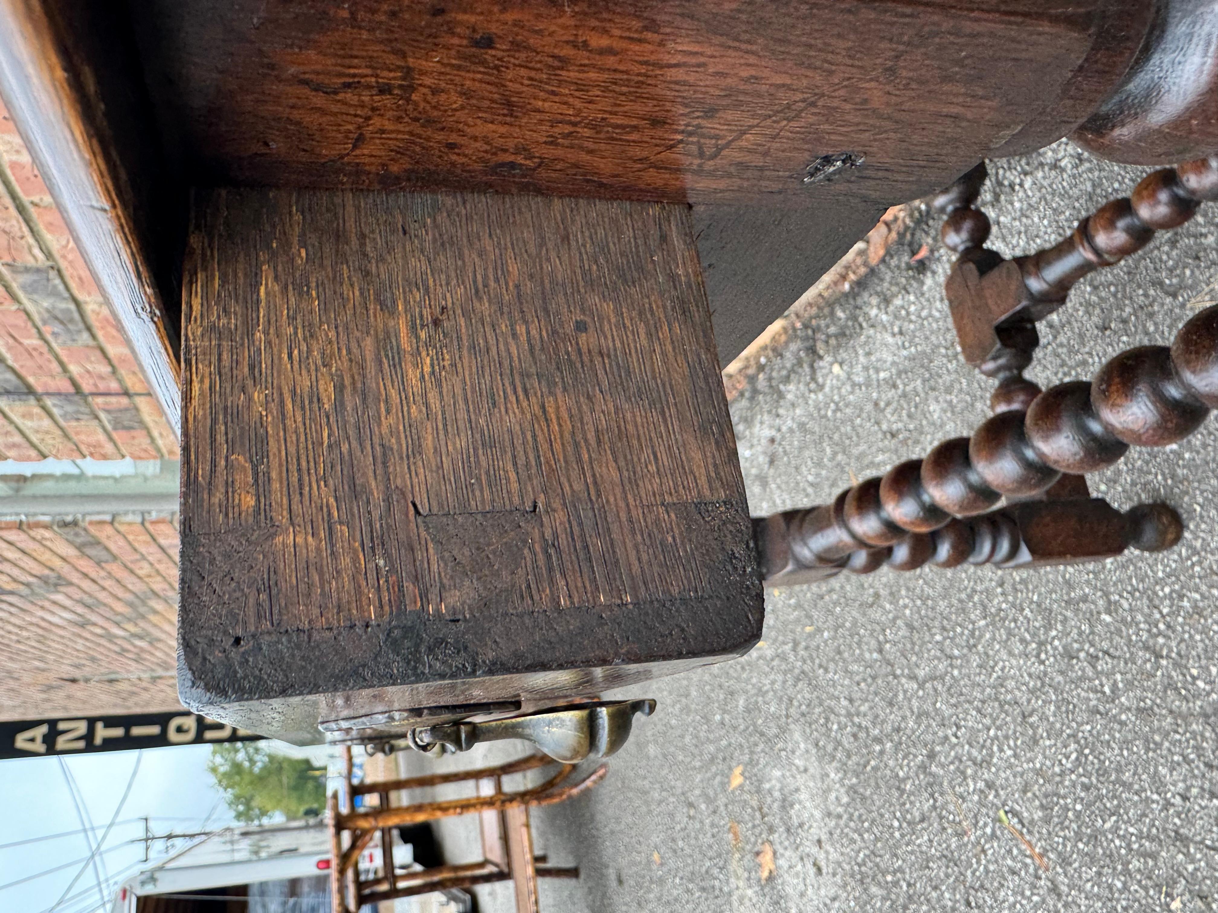19th Century Jacobean Side Table In Good Condition In Nashville, TN