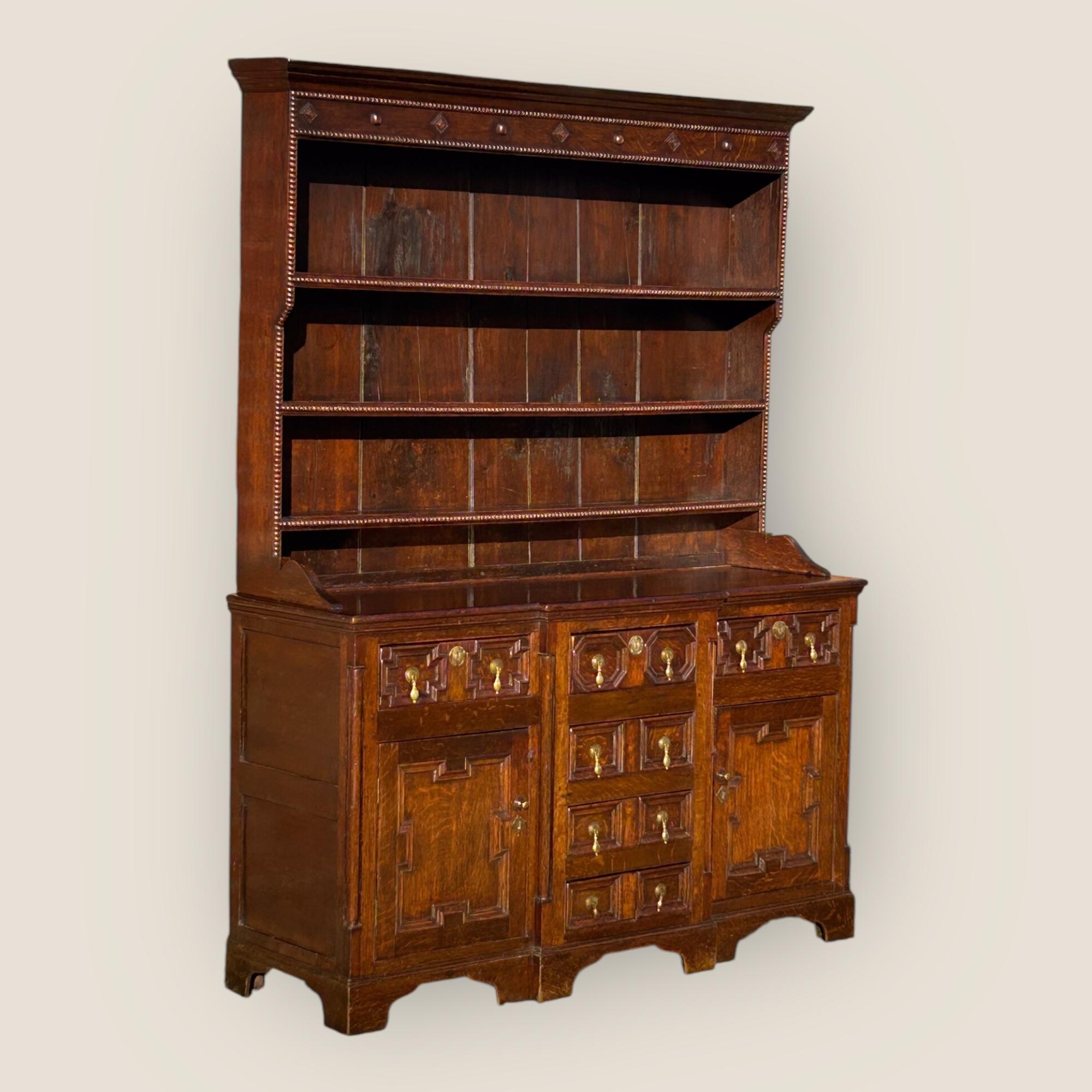 Giacobiano Comò in stile giacobiano del XIX secolo in Oak in vendita
