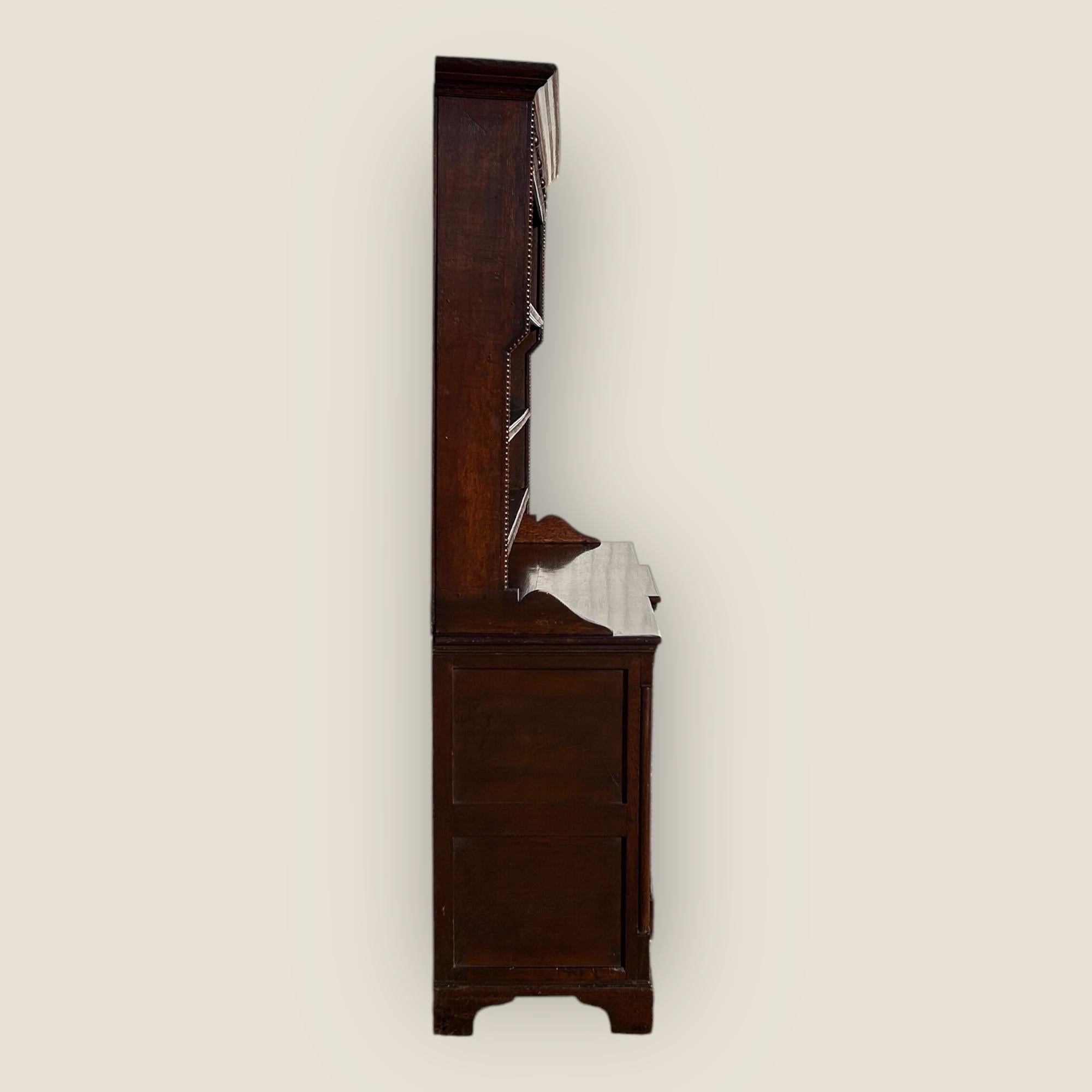 Comò in stile giacobiano del XIX secolo in Oak in vendita 1