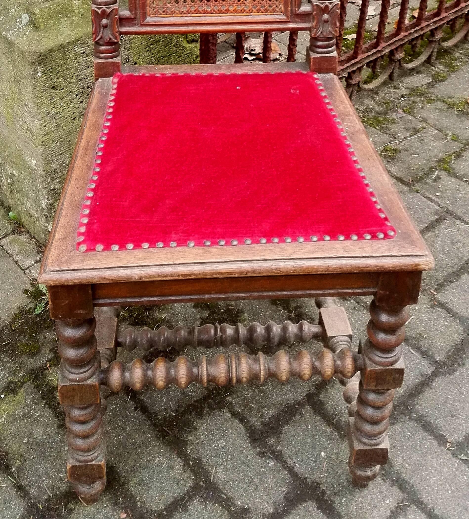 German 19th Century Jacobian Style Hunting Room Chairs Carved and Patinated Solid Oak For Sale