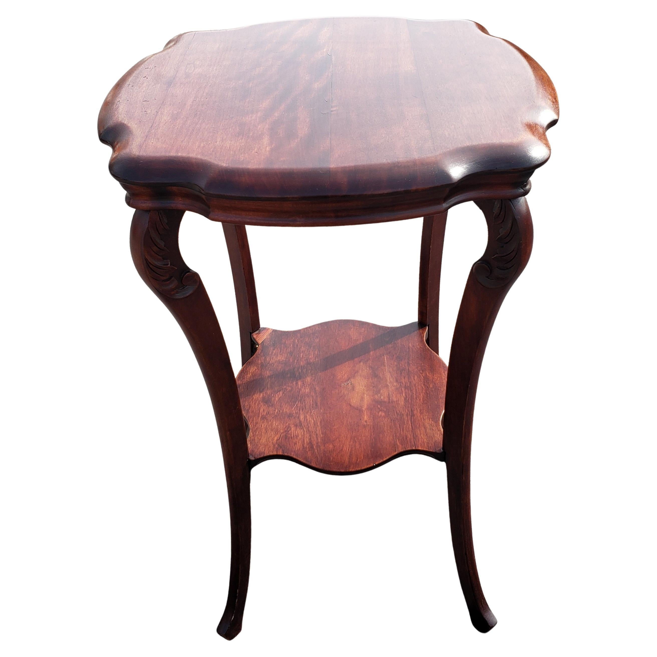 Zweistöckiger Mahagoni-Tisch aus Jamestown, 19. Jahrhundert im Angebot 3