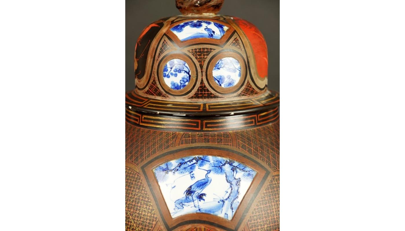 19th Century Japan Ceramic Laka Vase with Lid 2