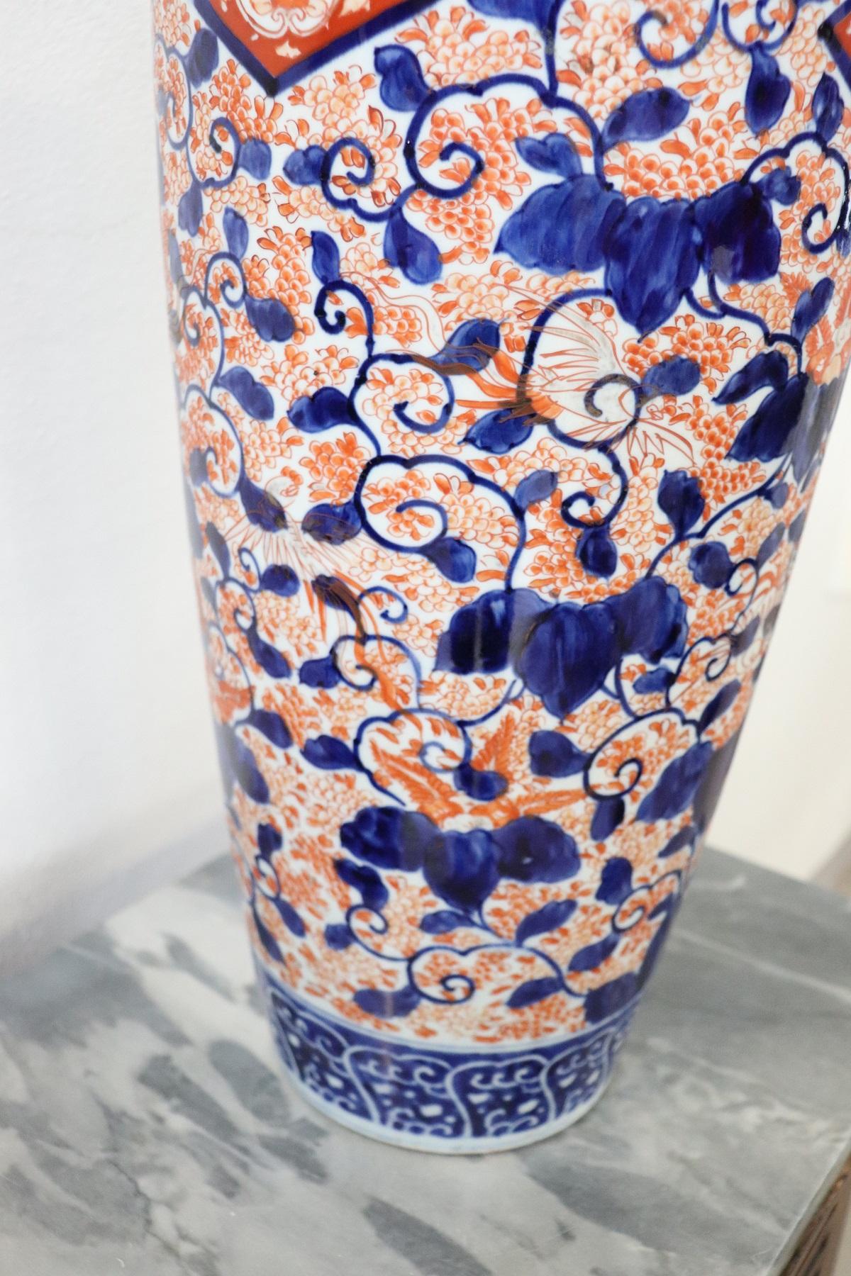 19th Century Japanese Artistic Imari Large Vase in Hand Painted Porcelain 5