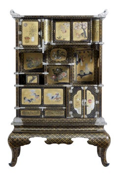19th Century Japanese Black and Gold Lacquered Display Cabinet