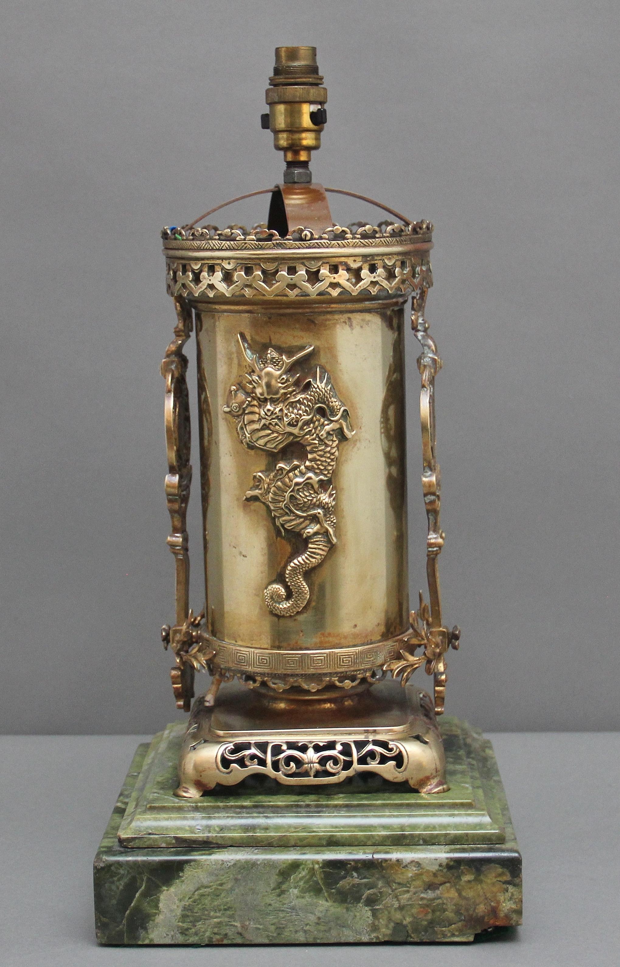 19th Century Japanese brass table lamp In Good Condition For Sale In Martlesham, GB