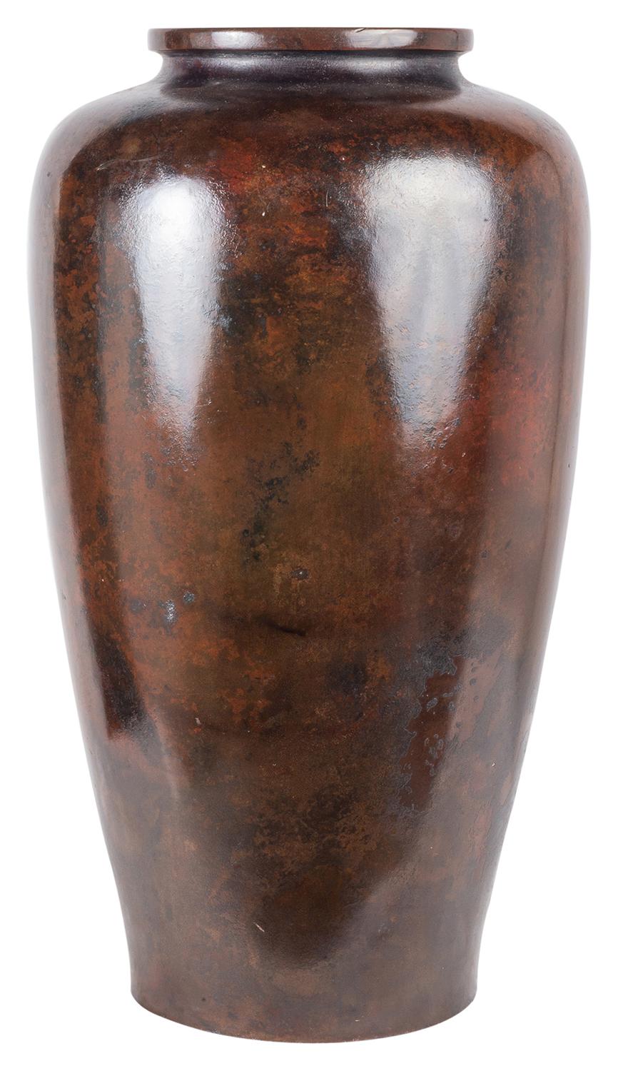 Japonais Vase japonais en bronze du XIXe siècle en vente