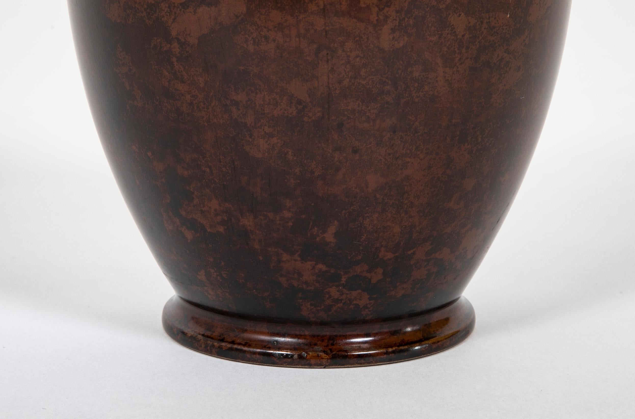 19th Century Japanese Bronze Vase In Good Condition For Sale In Stamford, CT