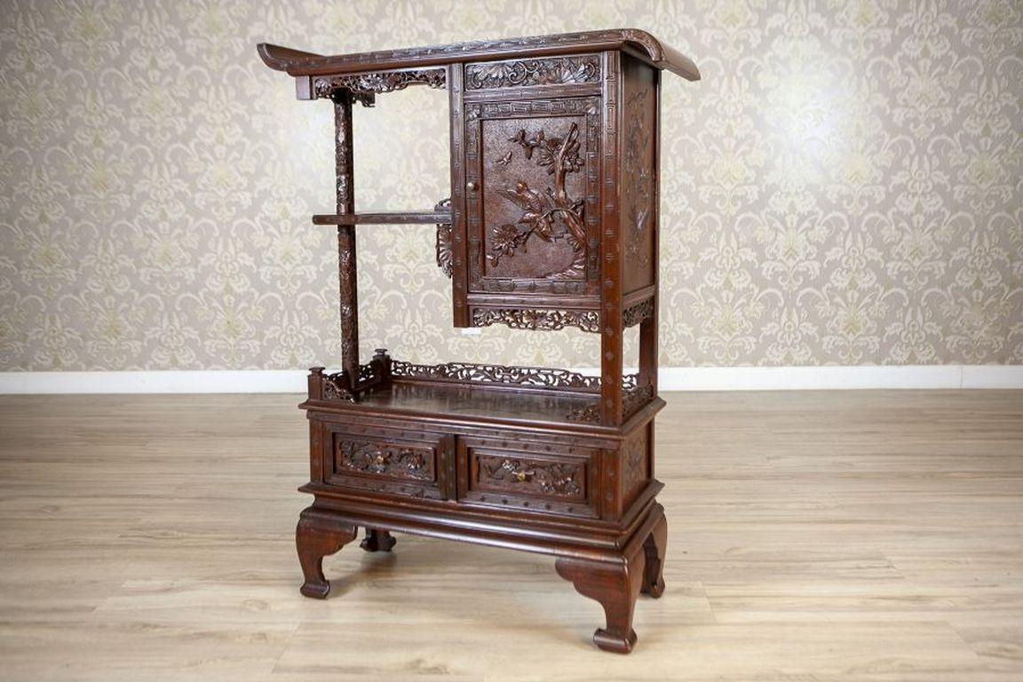 Giapponese Armadio giapponese del XIX secolo in legno esotico di colore marrone in vendita