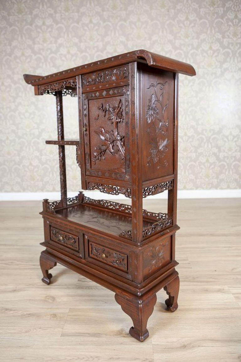 Legno Armadio giapponese del XIX secolo in legno esotico di colore marrone in vendita