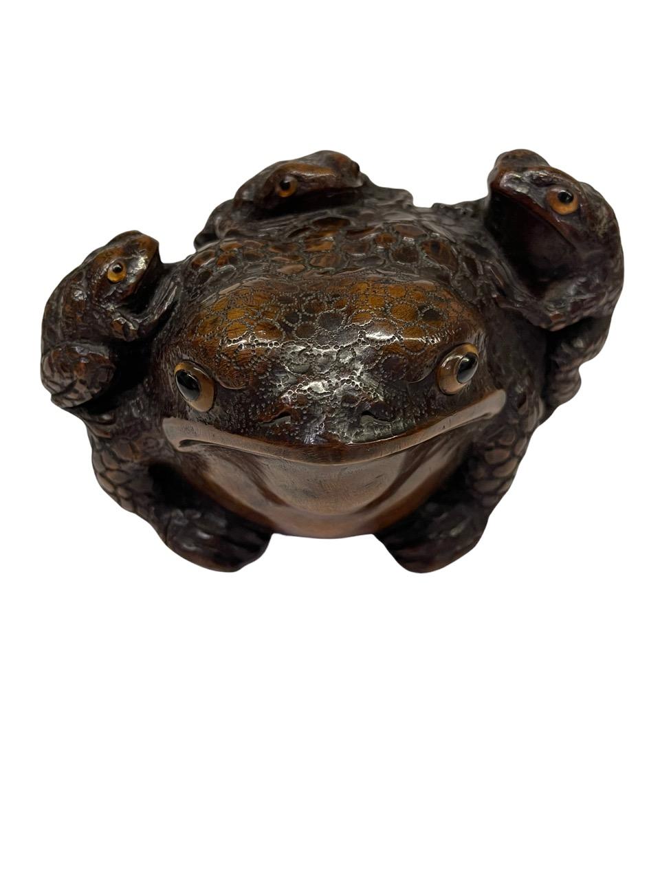 19th Century Japanese Carved Wood Sculpture of Toads Edo Period Signed 4