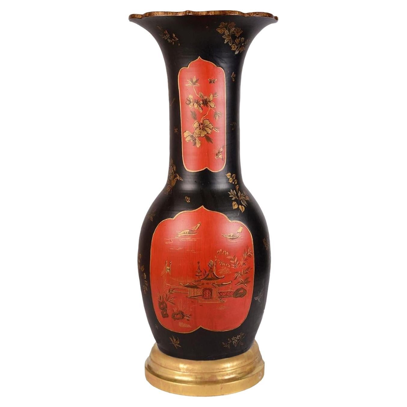 19th Century Japanese Chinoiserie lacquer porcelain vase. For Sale