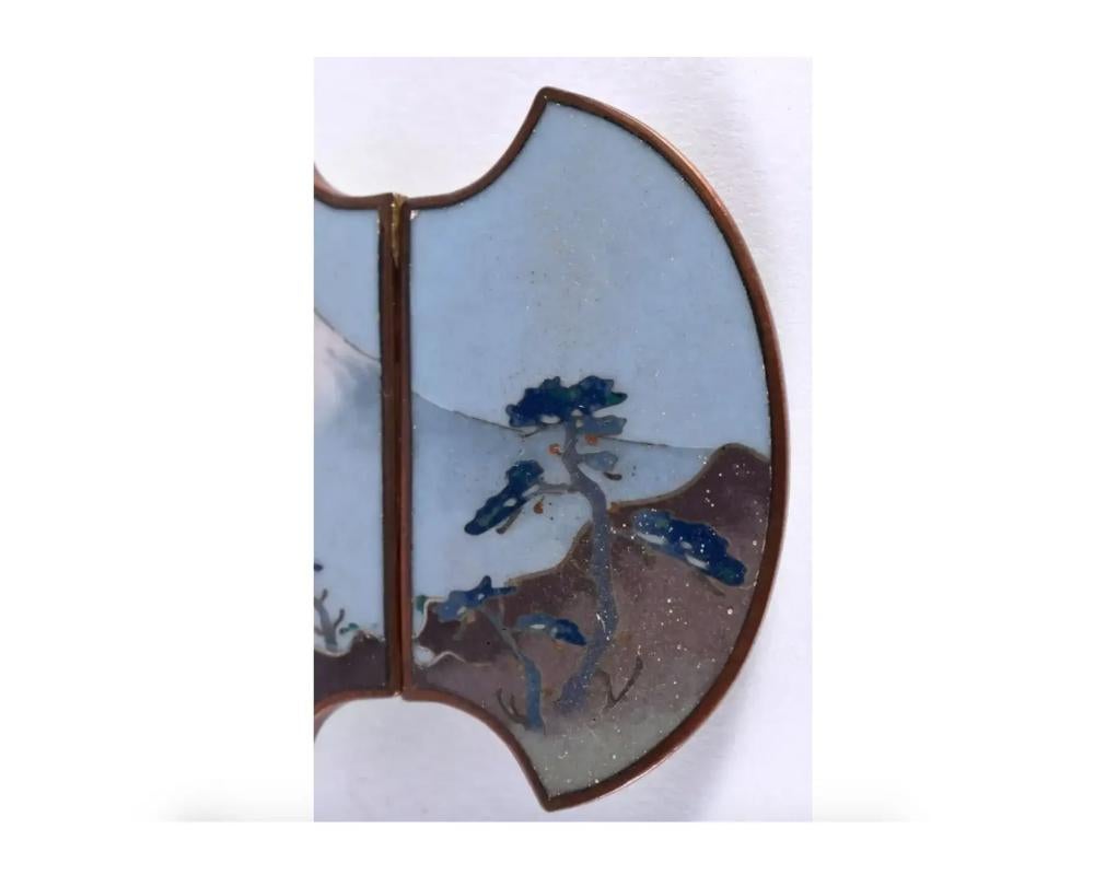 Boucle de ceinture Fuji du 19e siècle en émail cloisonné de la période Meiji Bon état - En vente à New York, NY