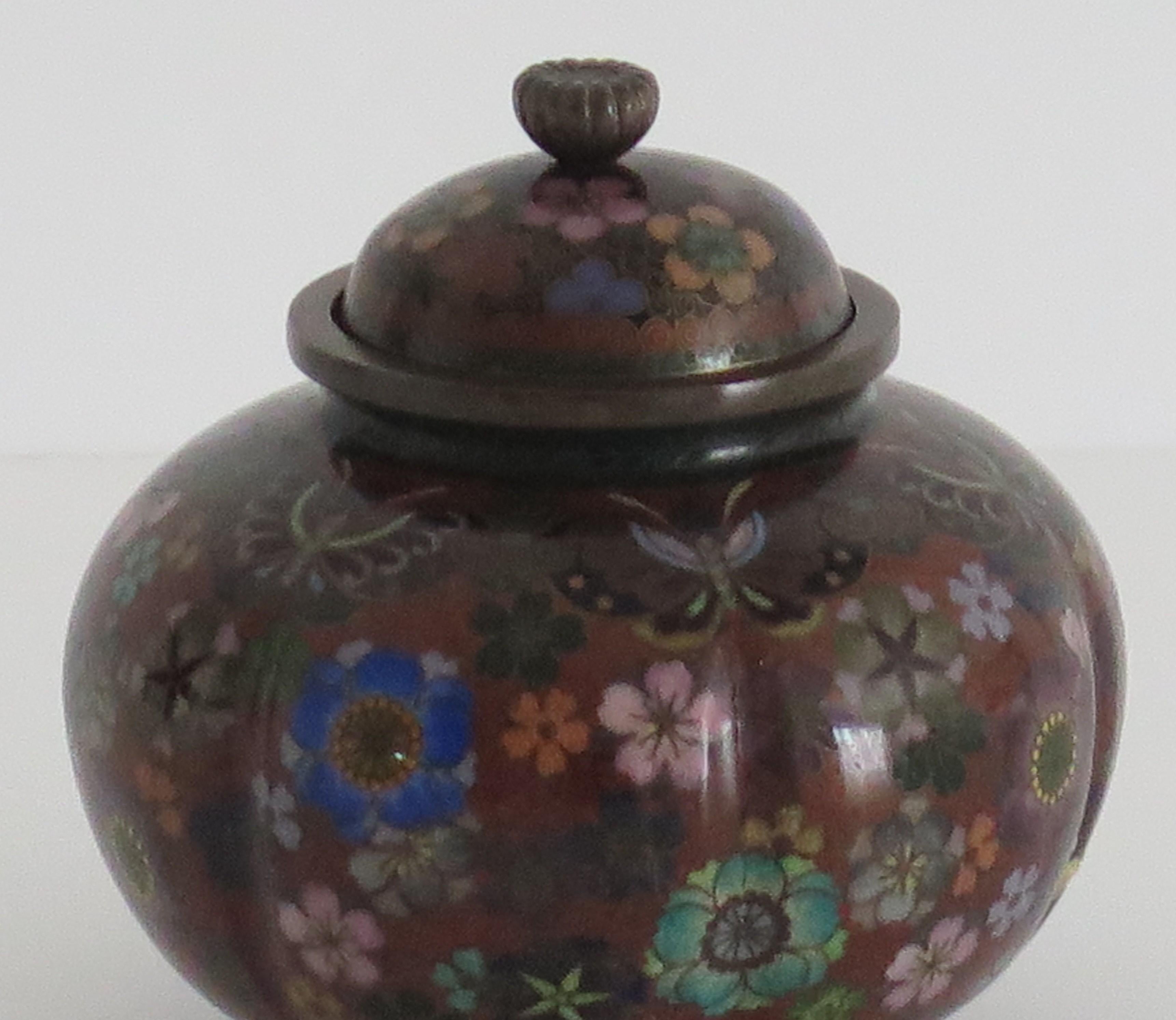 Cloissoné 19th Century Japanese Cloisonné Lidded Jar Fine Decoration, Early Meiji Period  For Sale