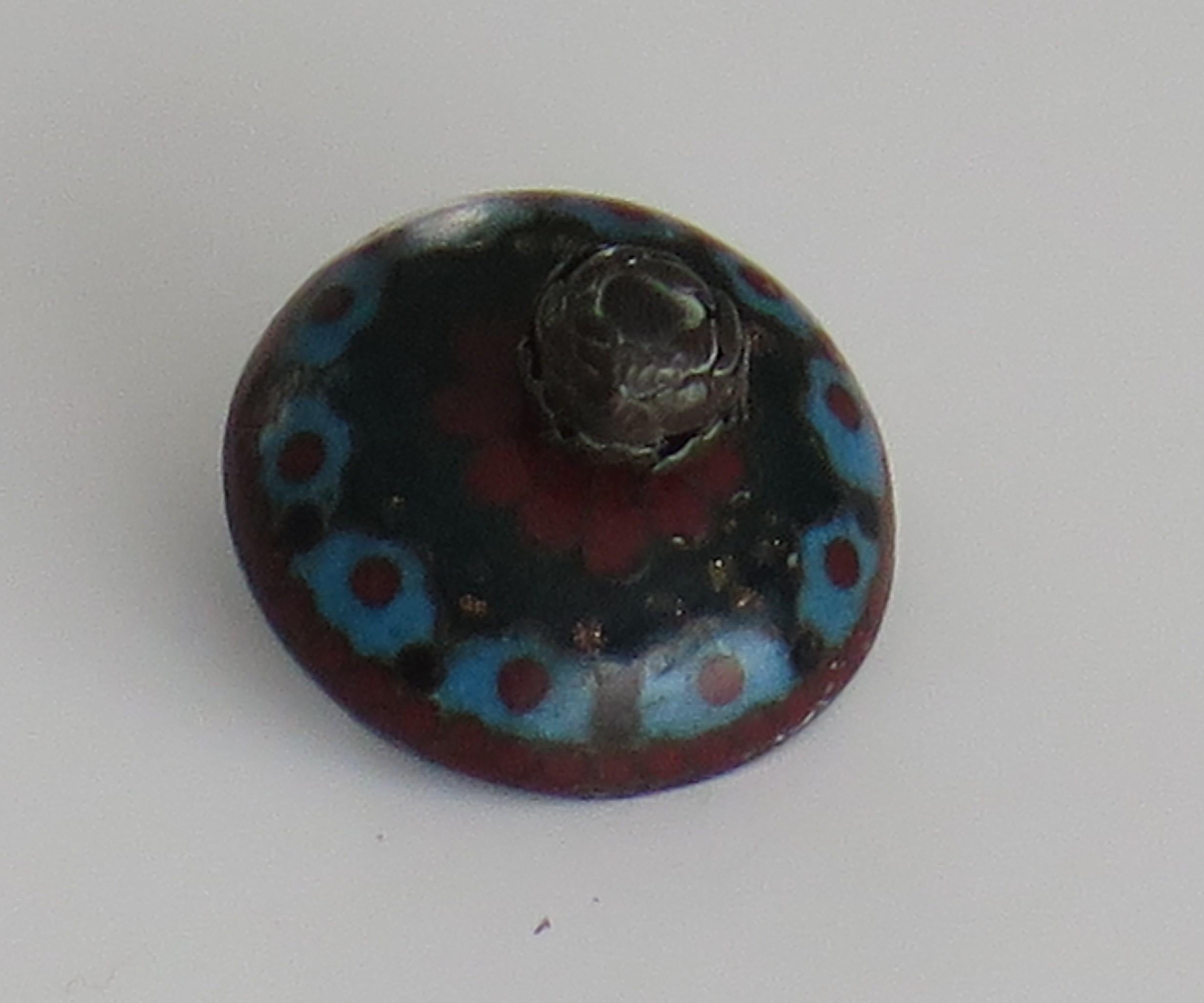 Petite jarre à couvercle cloisonné japonaise du 19e siècle, début de la période Meiji  en vente 6