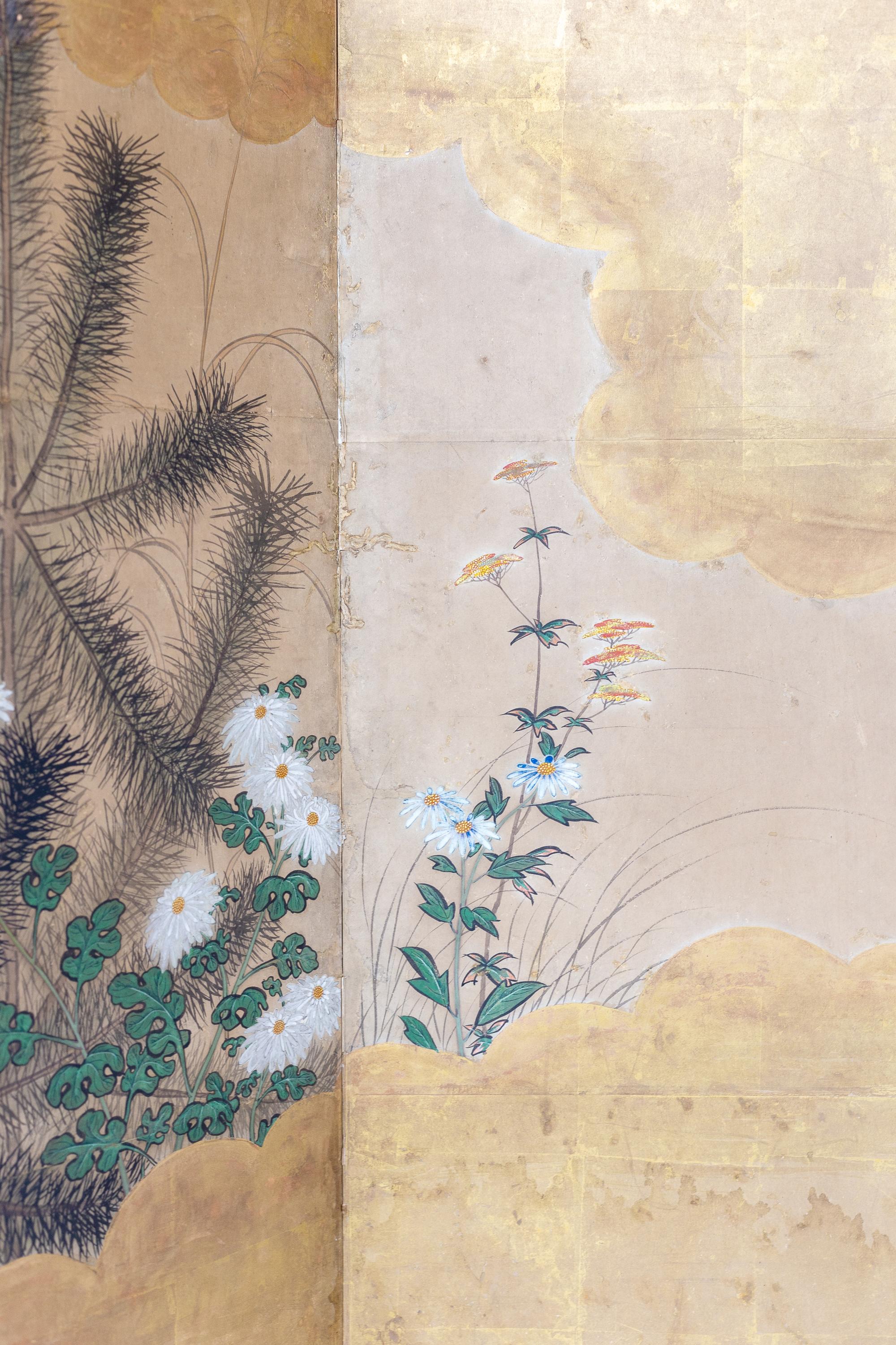 Bois Paravent japonais du XIXe siècle à huit panneaux avec bambous, pins et nuages d'or en vente