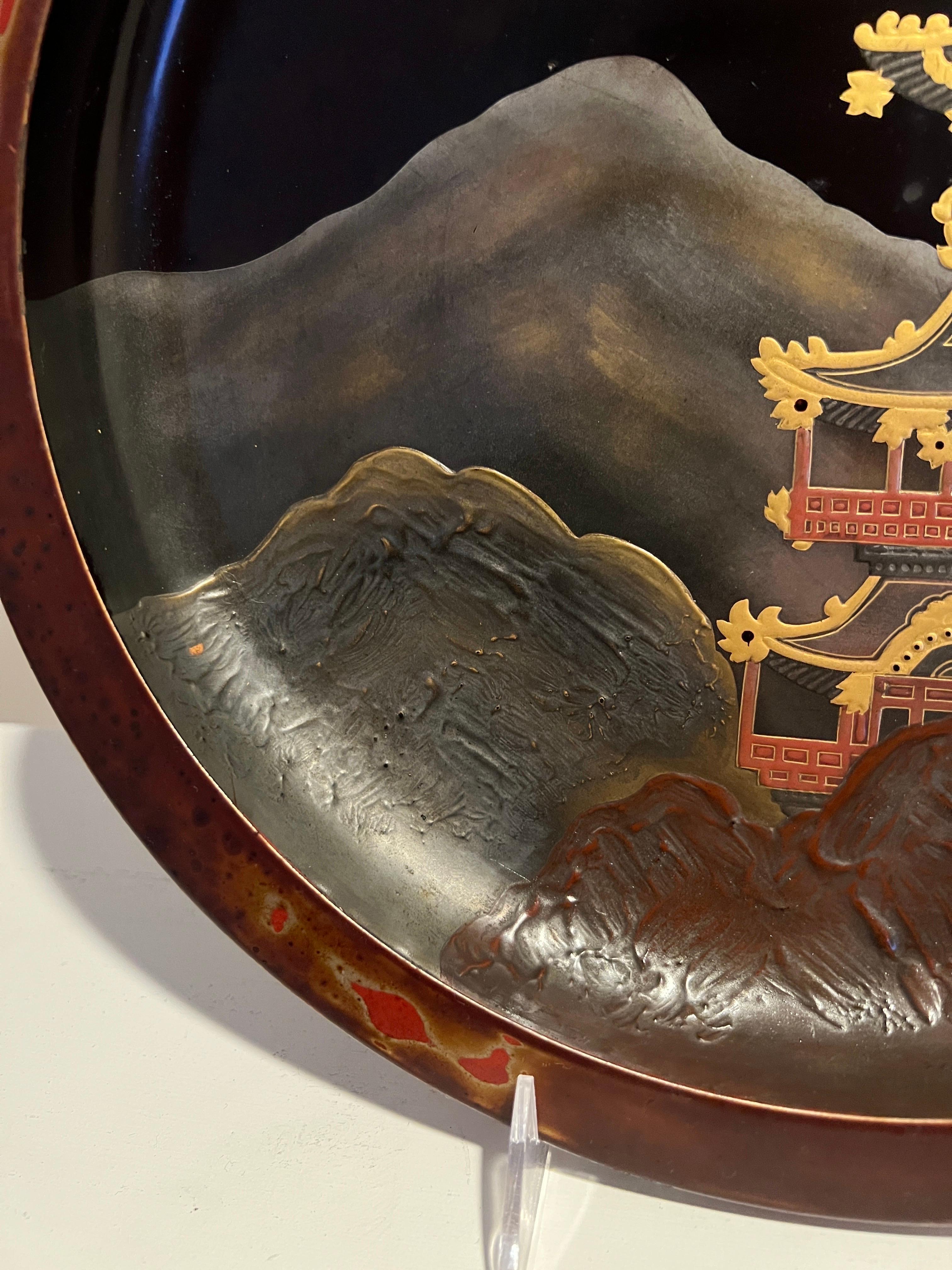 19. Jahrhundert, japanisches Export-Lacktablett Maki-e & Mnt Fuji Pagodende Dekoration  (Japanisch) im Angebot