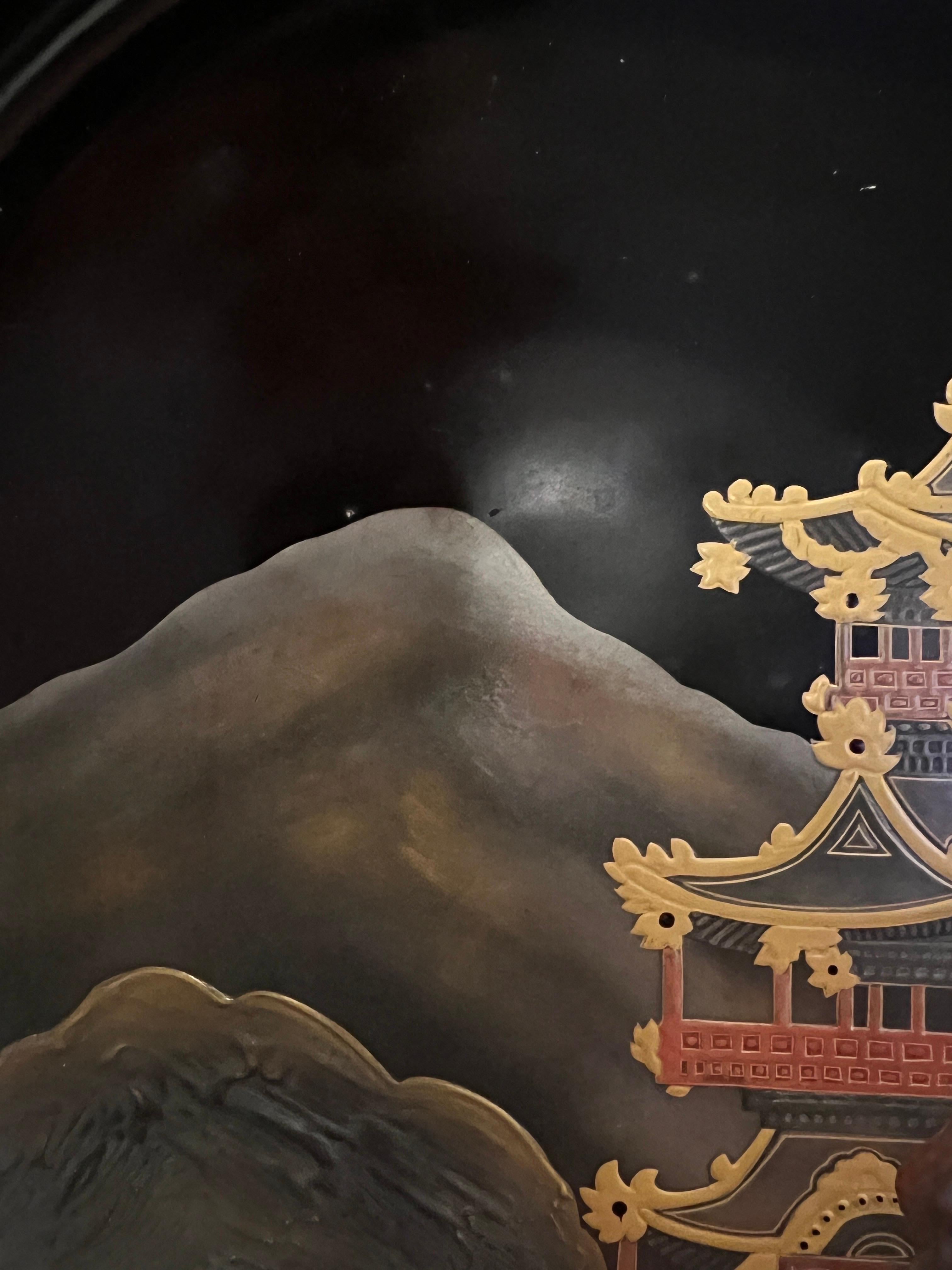 19th Century, Japanese Export Lacquer Tray Maki-e & Mnt Fuji Pagoda Decoration  For Sale 6