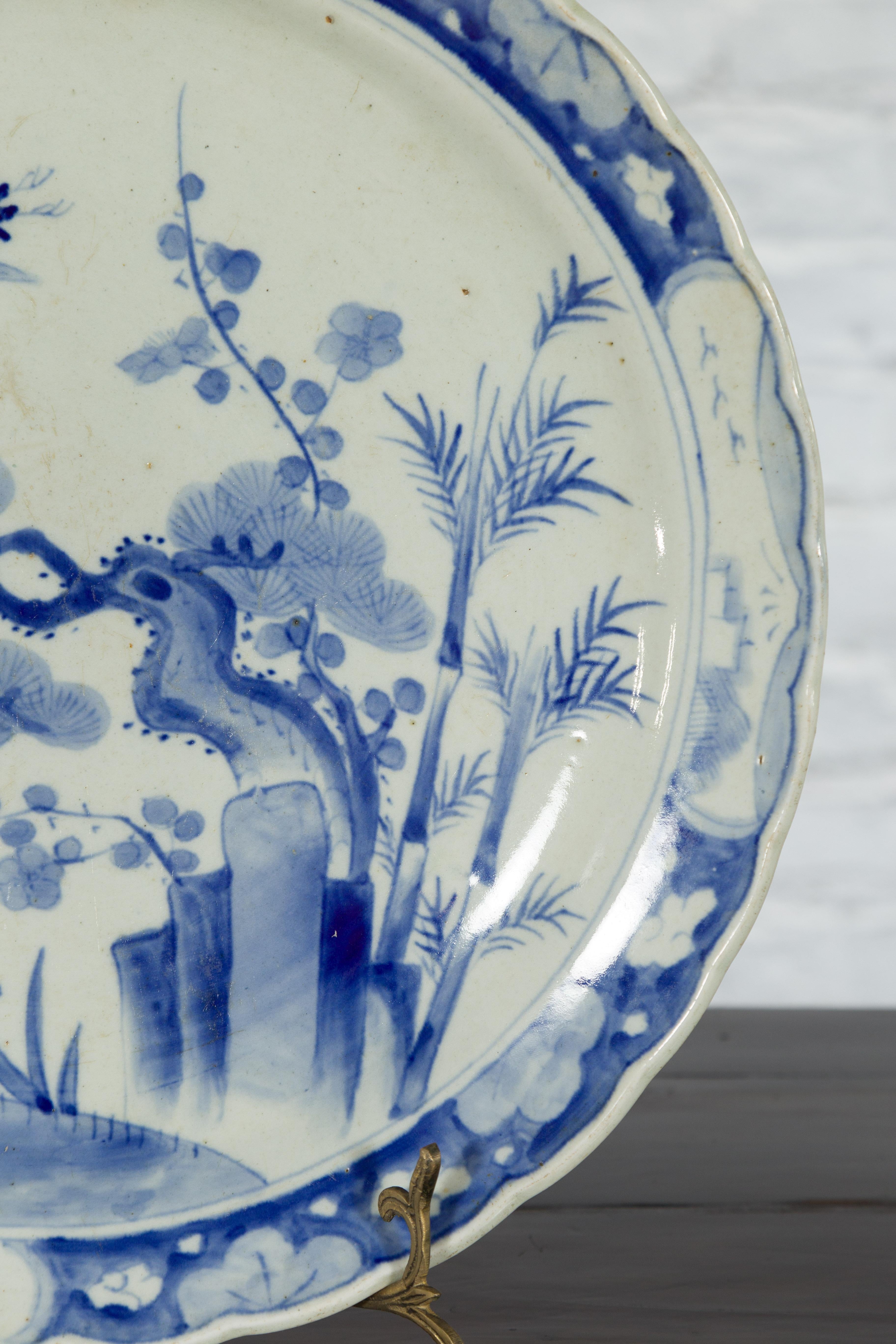 19th Century Japanese Hand-Painted Blue and White Porcelain Charger Plate For Sale 9