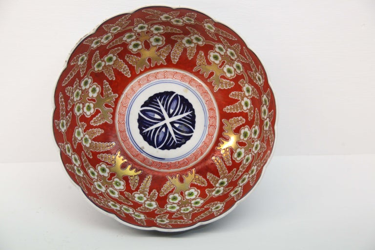 19th Century Japanese Imari Bowl For Sale 2