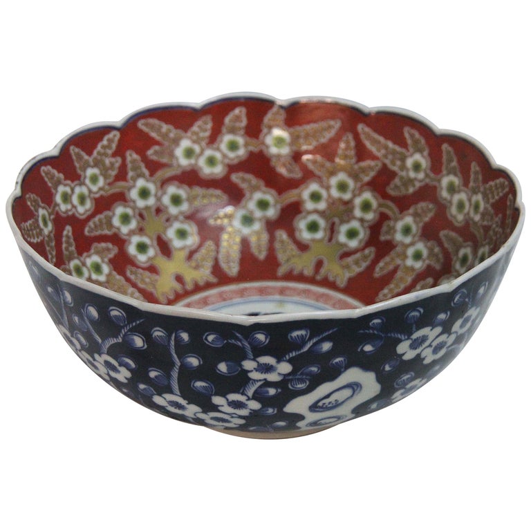 19th Century Japanese Imari Bowl For Sale