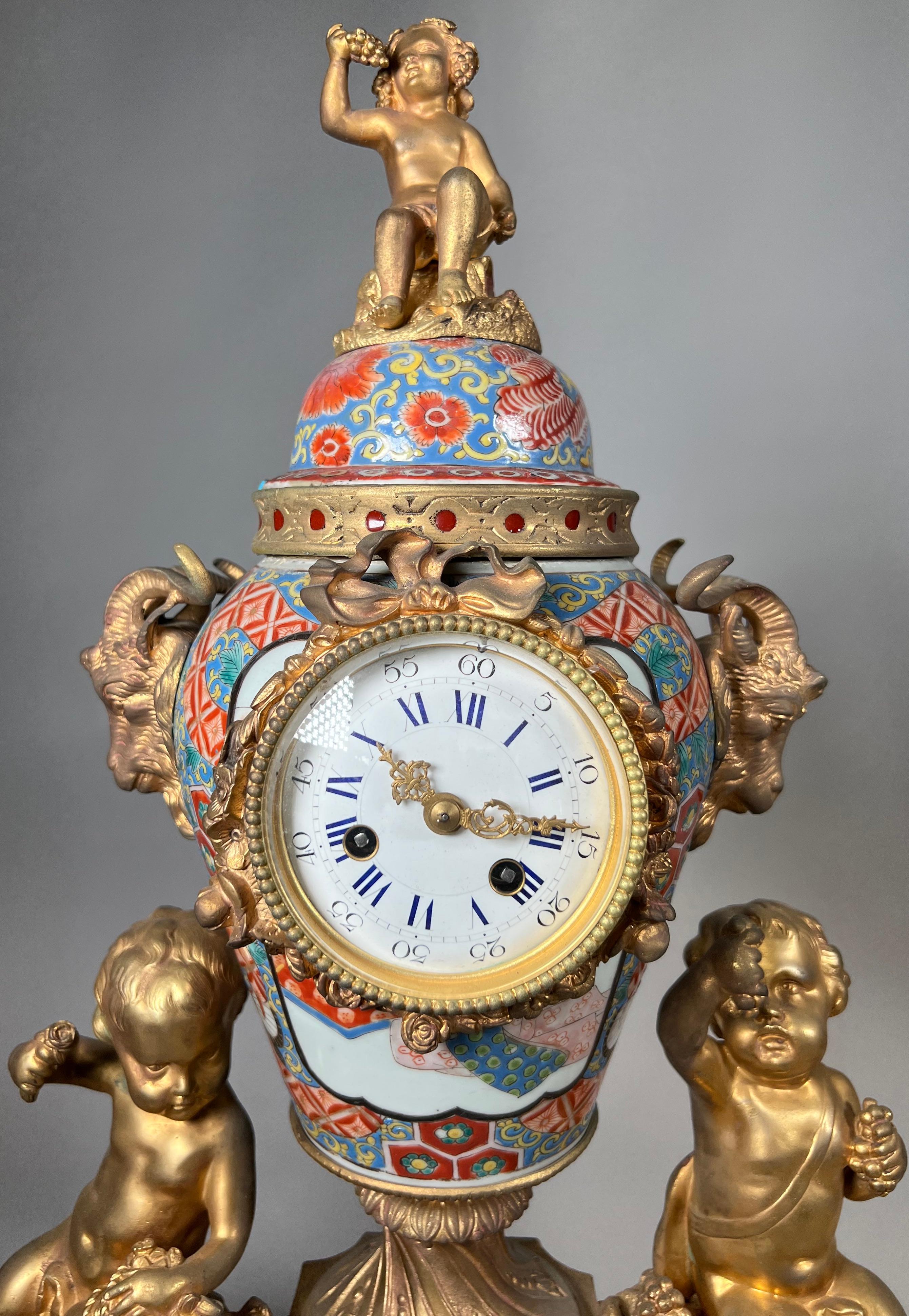 Japonisme 19th Century Japanese Imari & French Bronze Mantel Clock For Sale
